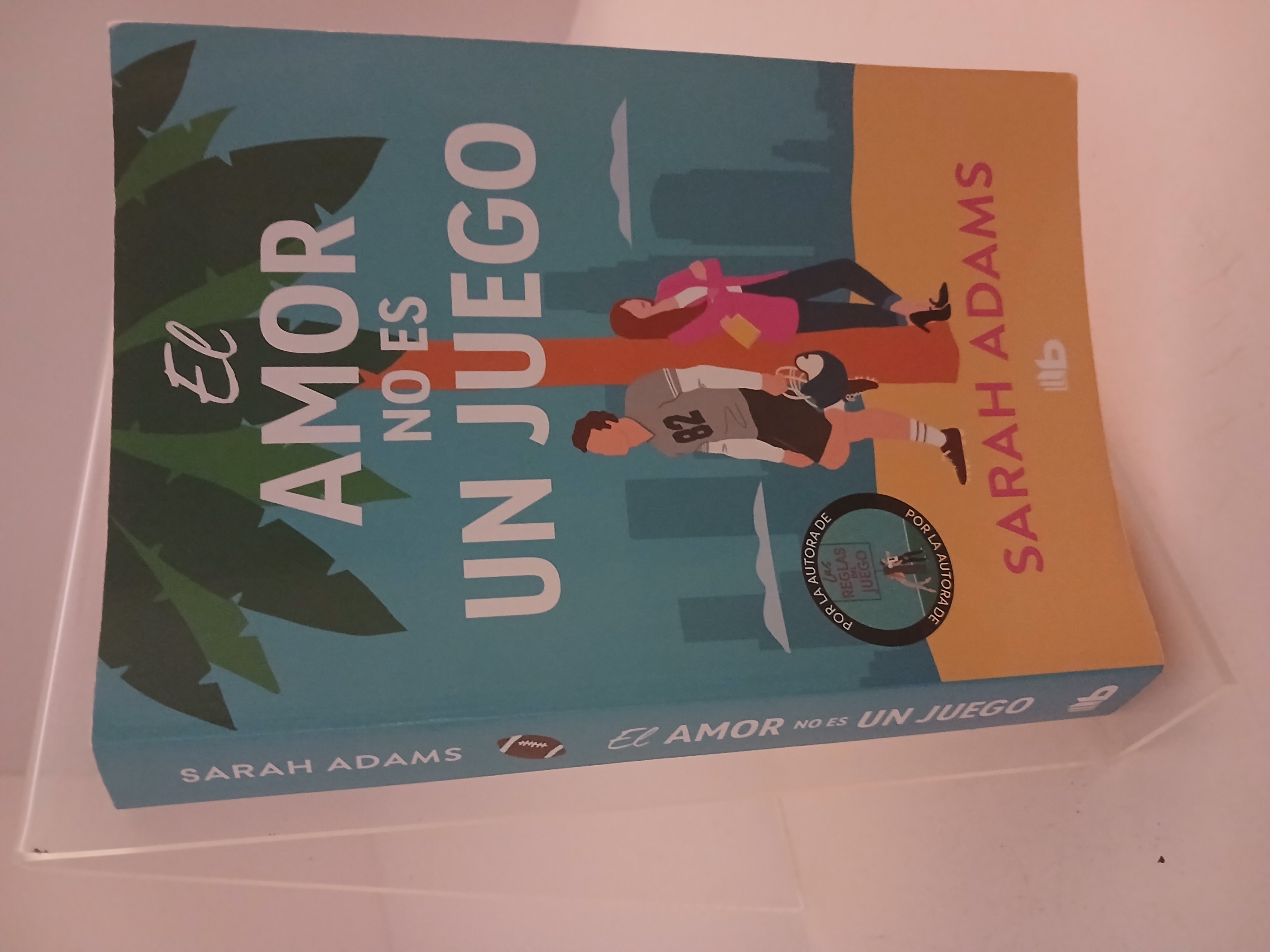 Portada de El amor no es un juego