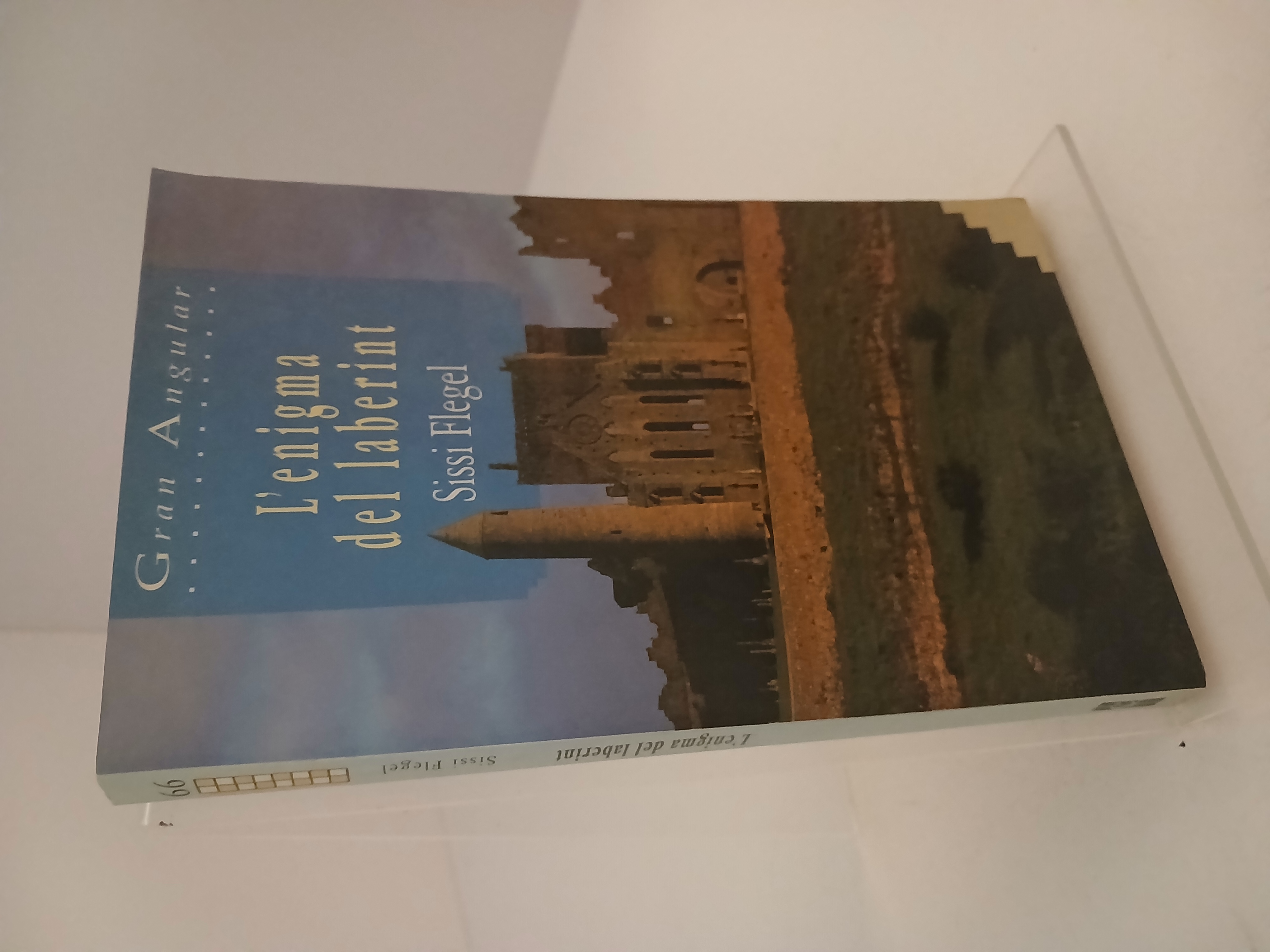 Portada de L`ENIGMA DEL LABERINT