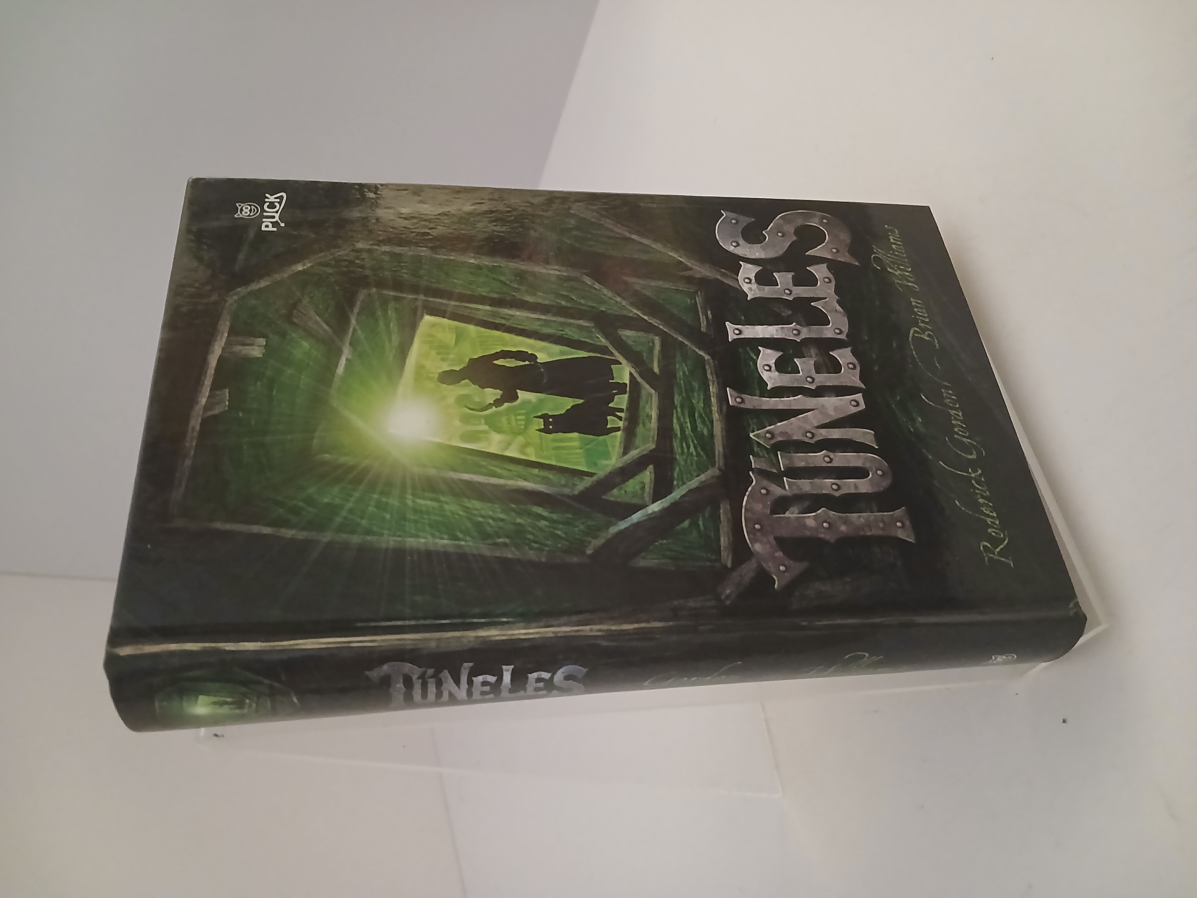 Portada de Túneles