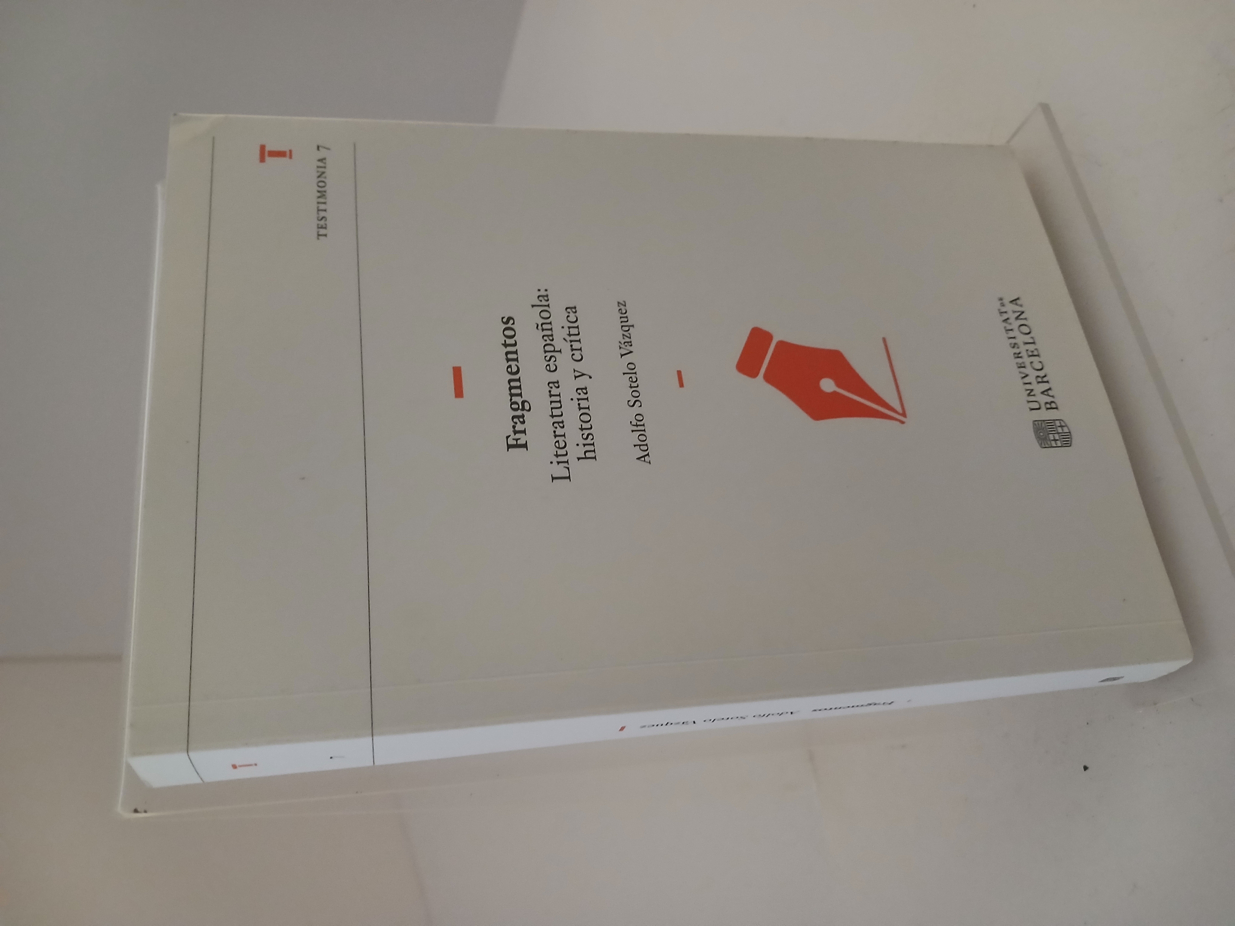 Portada de Fragmentos. Literatura española: historia y crítica