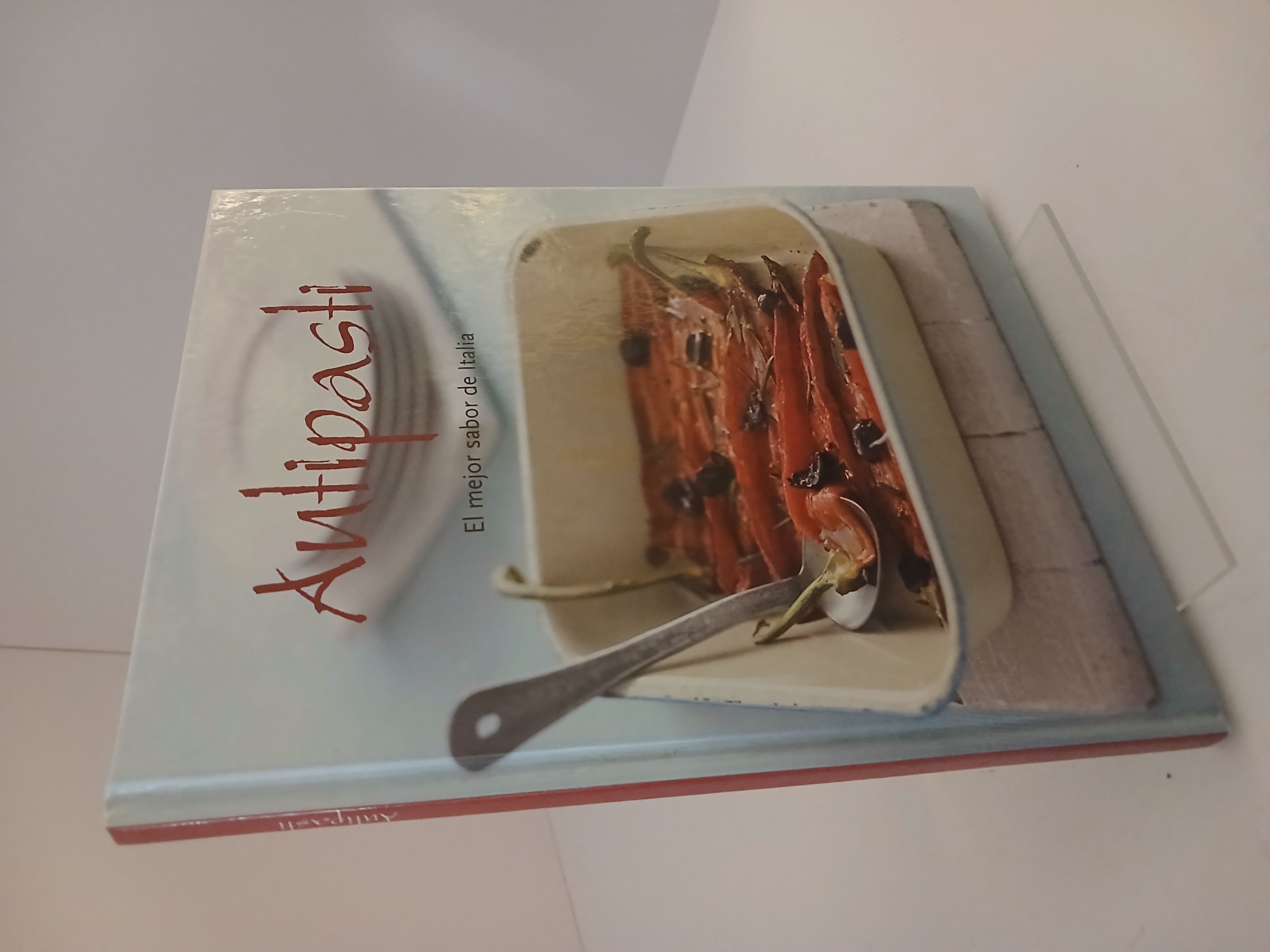 Portada de Antipasti - Typiquement italiens