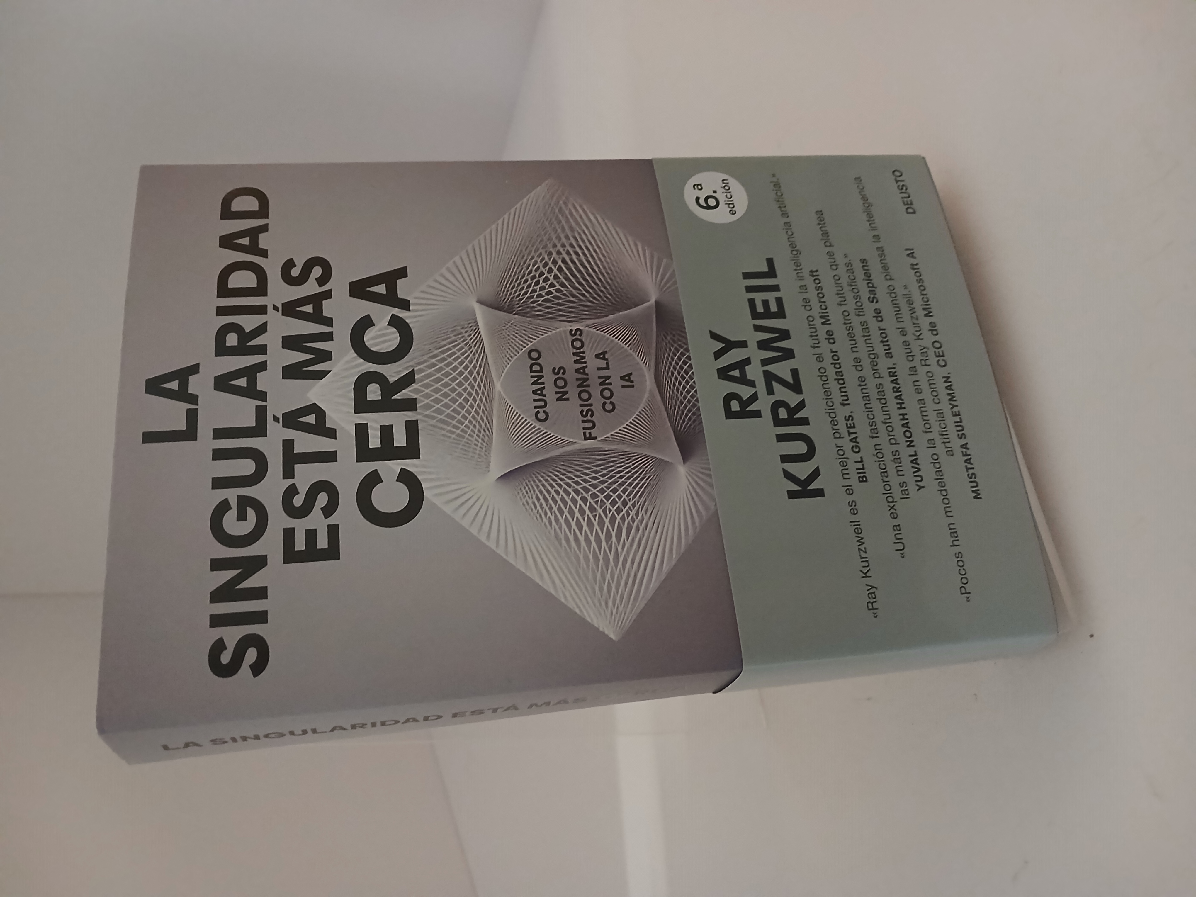Portada de La singularidad está más cerca Cuando nos fusionamos con la IA