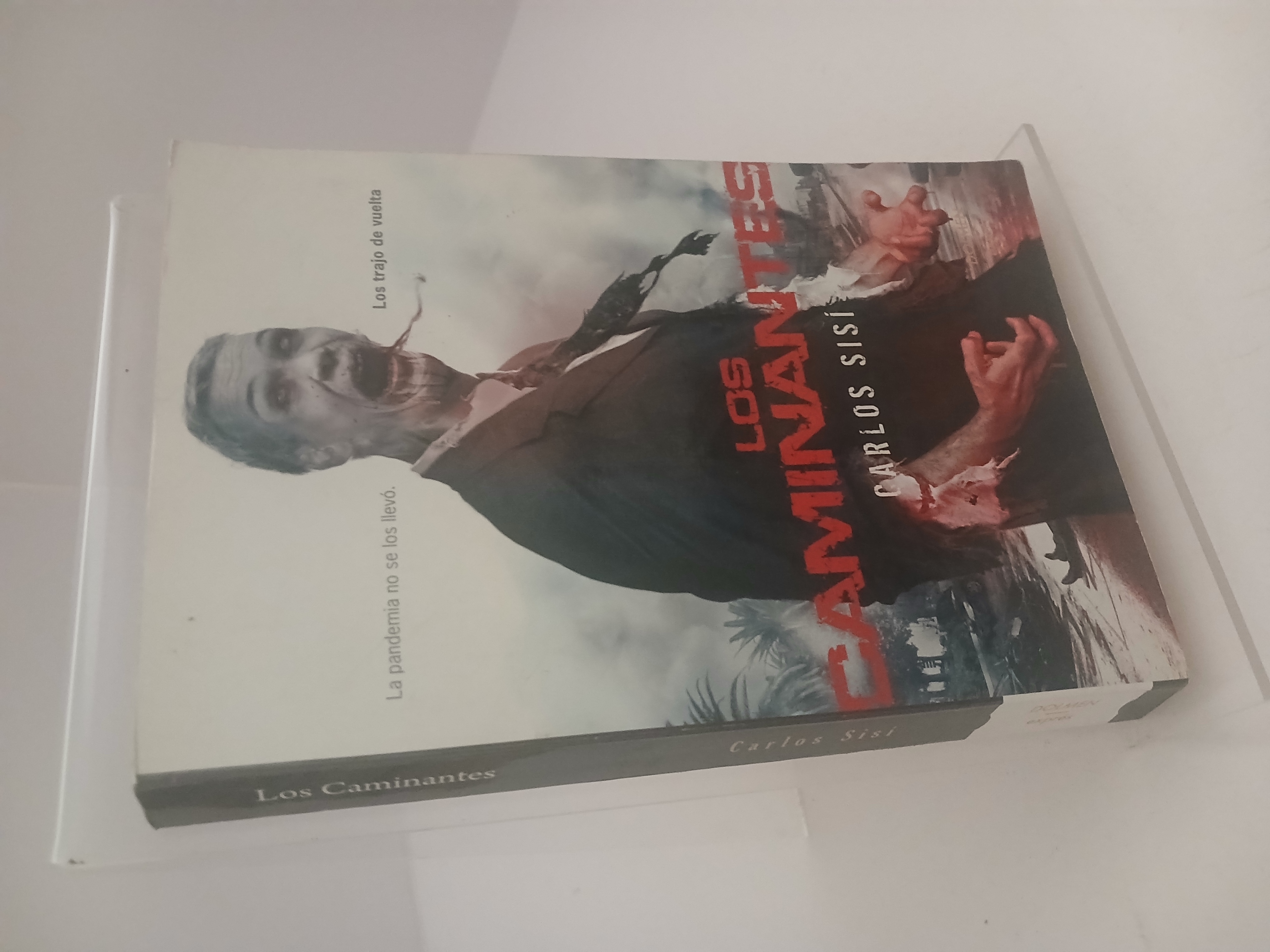 Portada de Los caminantes