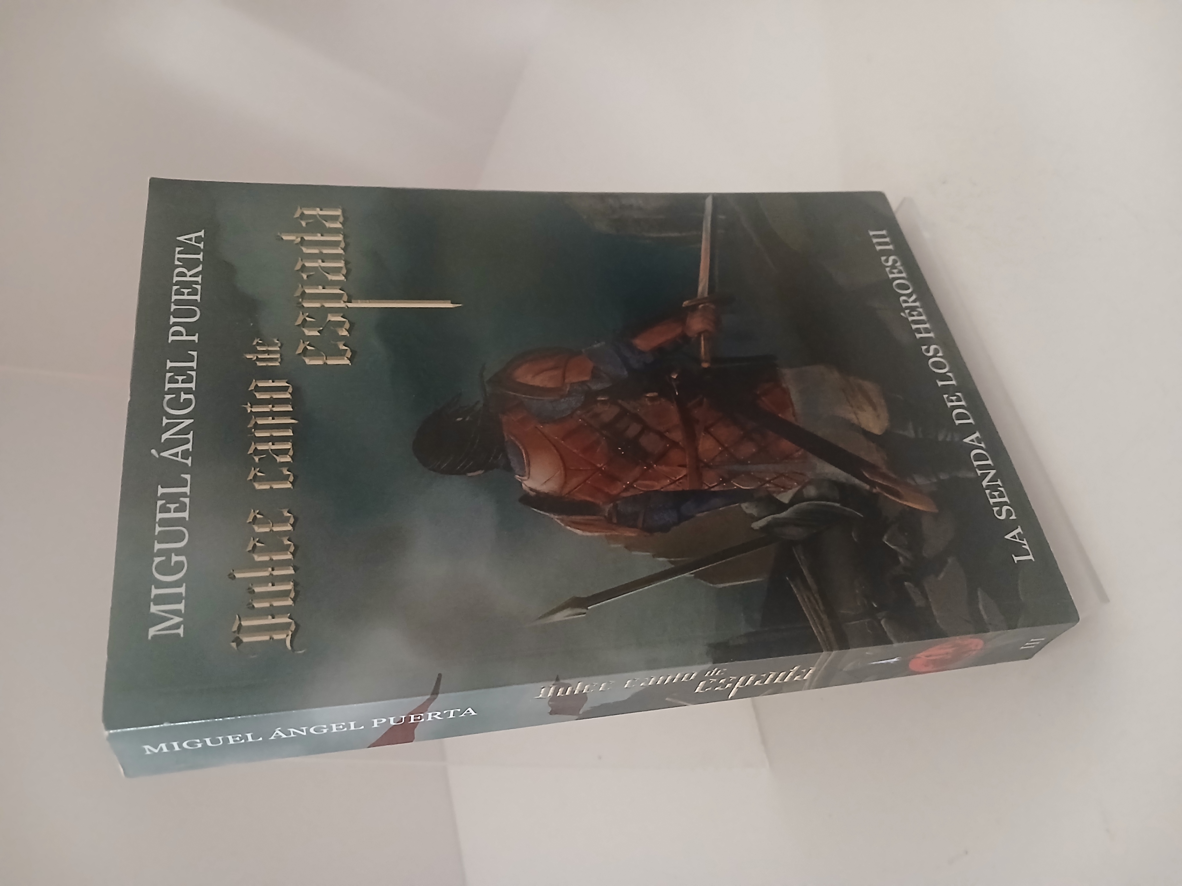 Portada de Dulce canto de espada: La senda de los héroes III (Spanish Edition)
