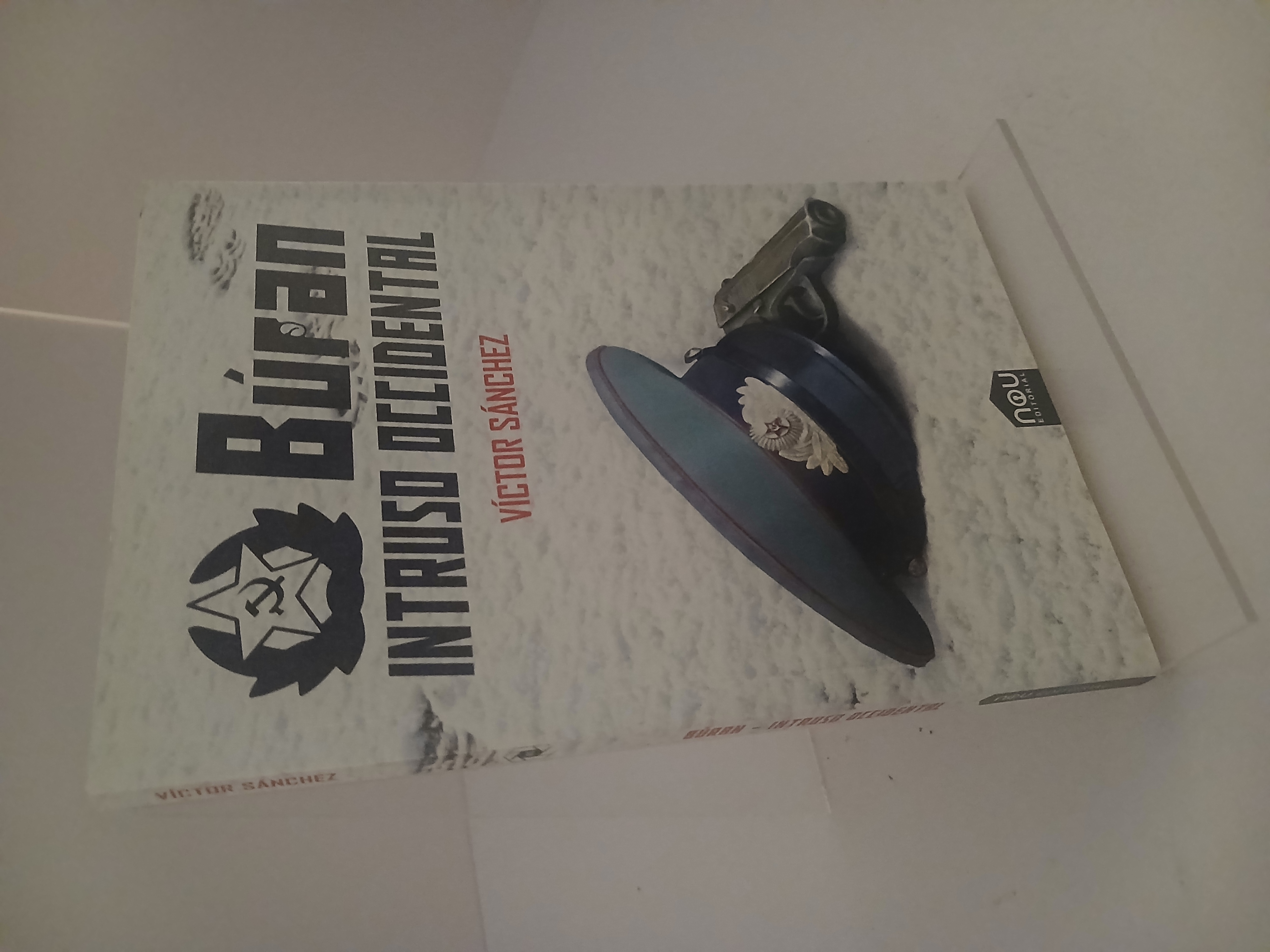 Portada de Intruso occidental