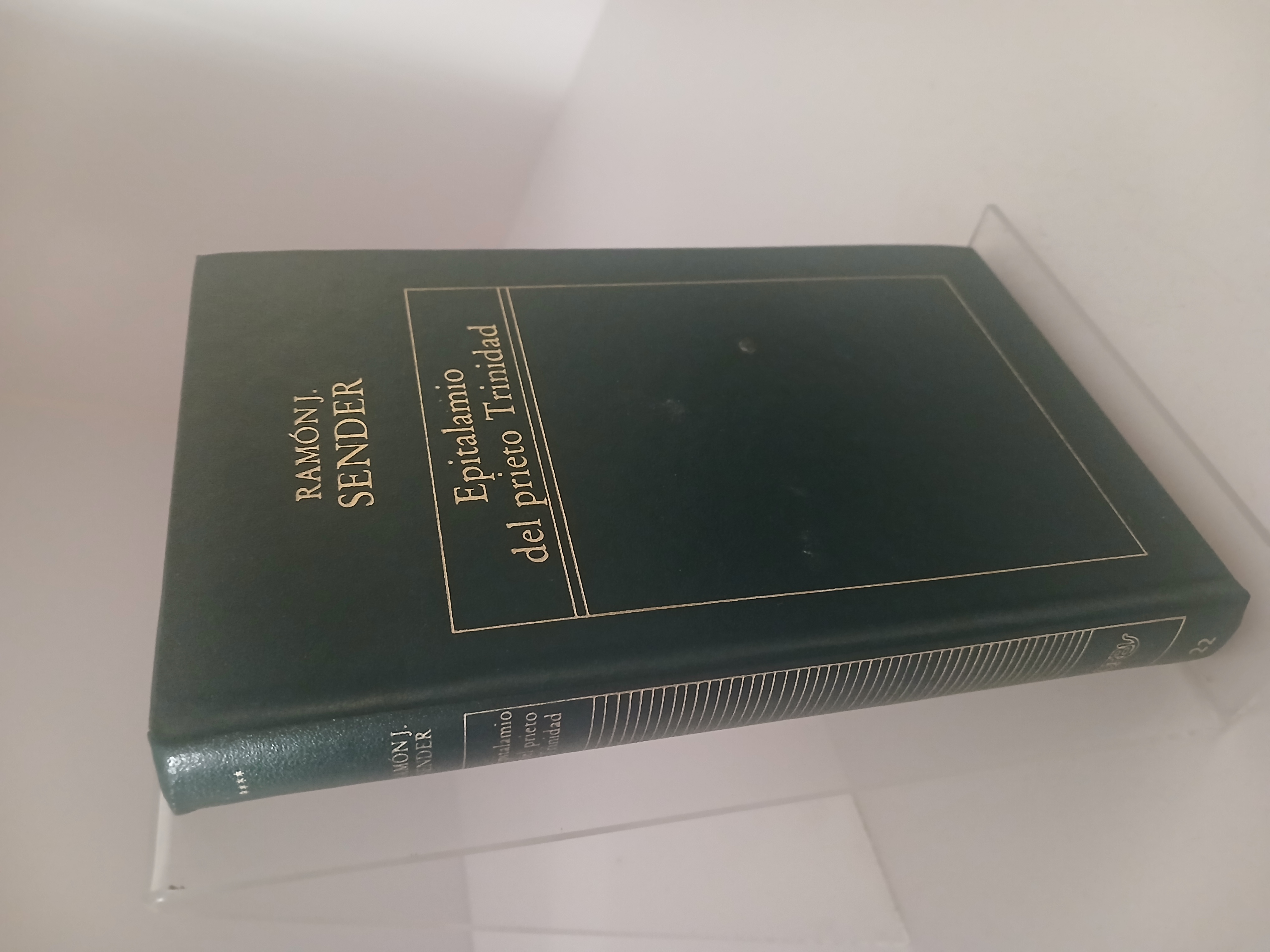 Portada de Epitalamio del prieto Trinidad