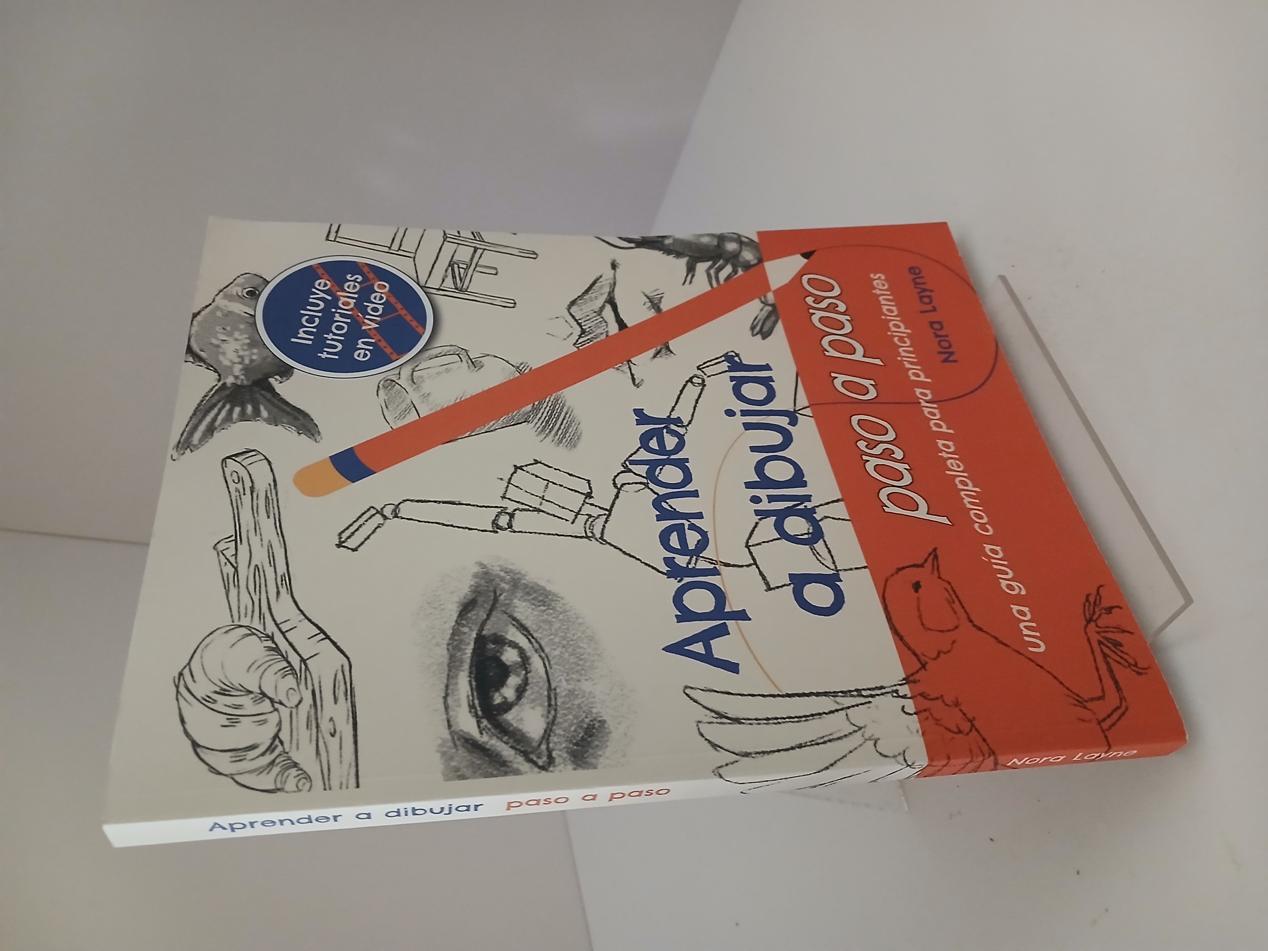 Portada de Aprender a dibujar paso a paso - Una guía completa para principiantes: Un cuaderno creativo con ejercicios simples, hojas prácticas y videos | Regalo ideal para jóvenes y adultos creativos