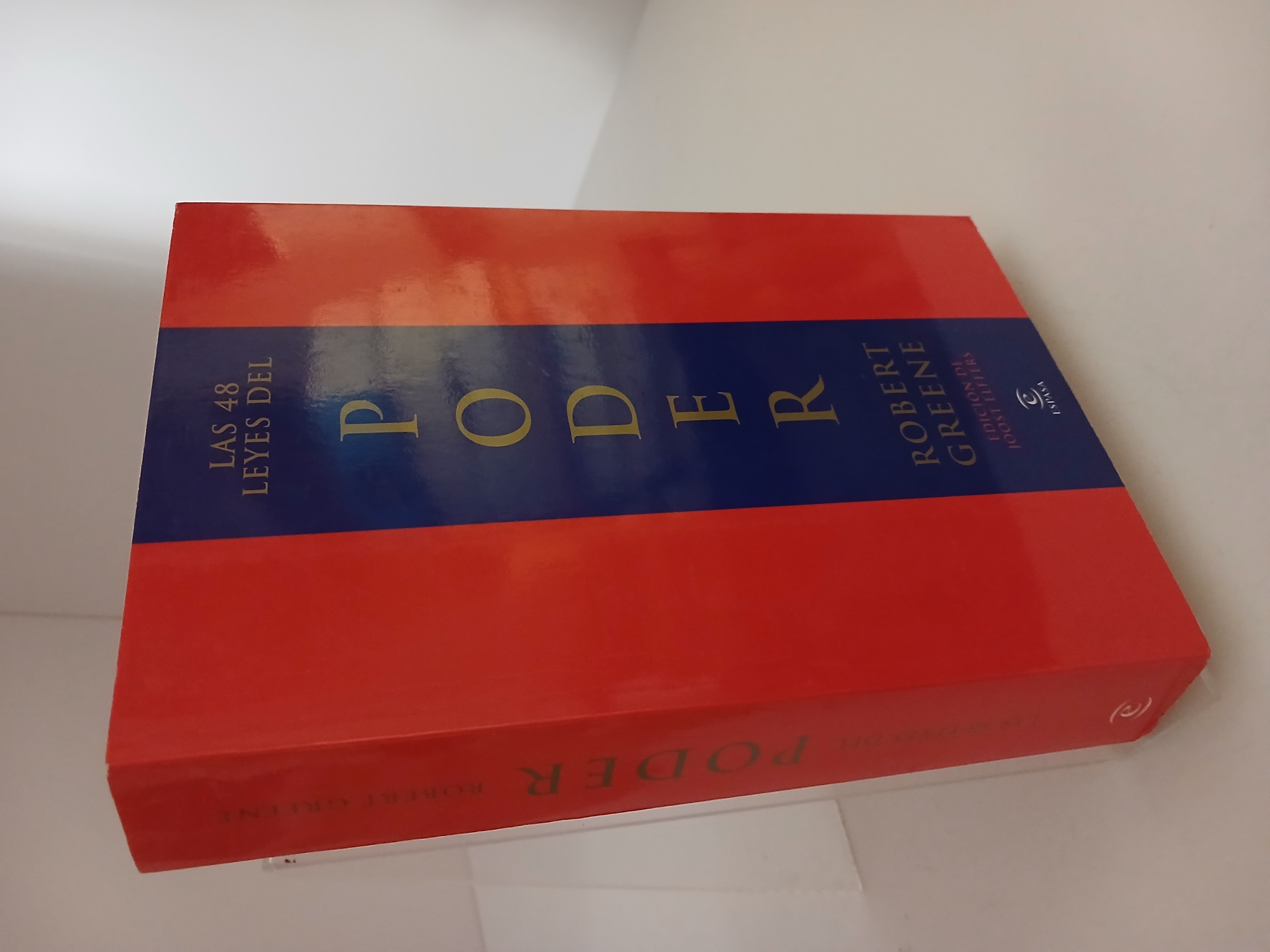 Portada de Las 48 leyes del poder