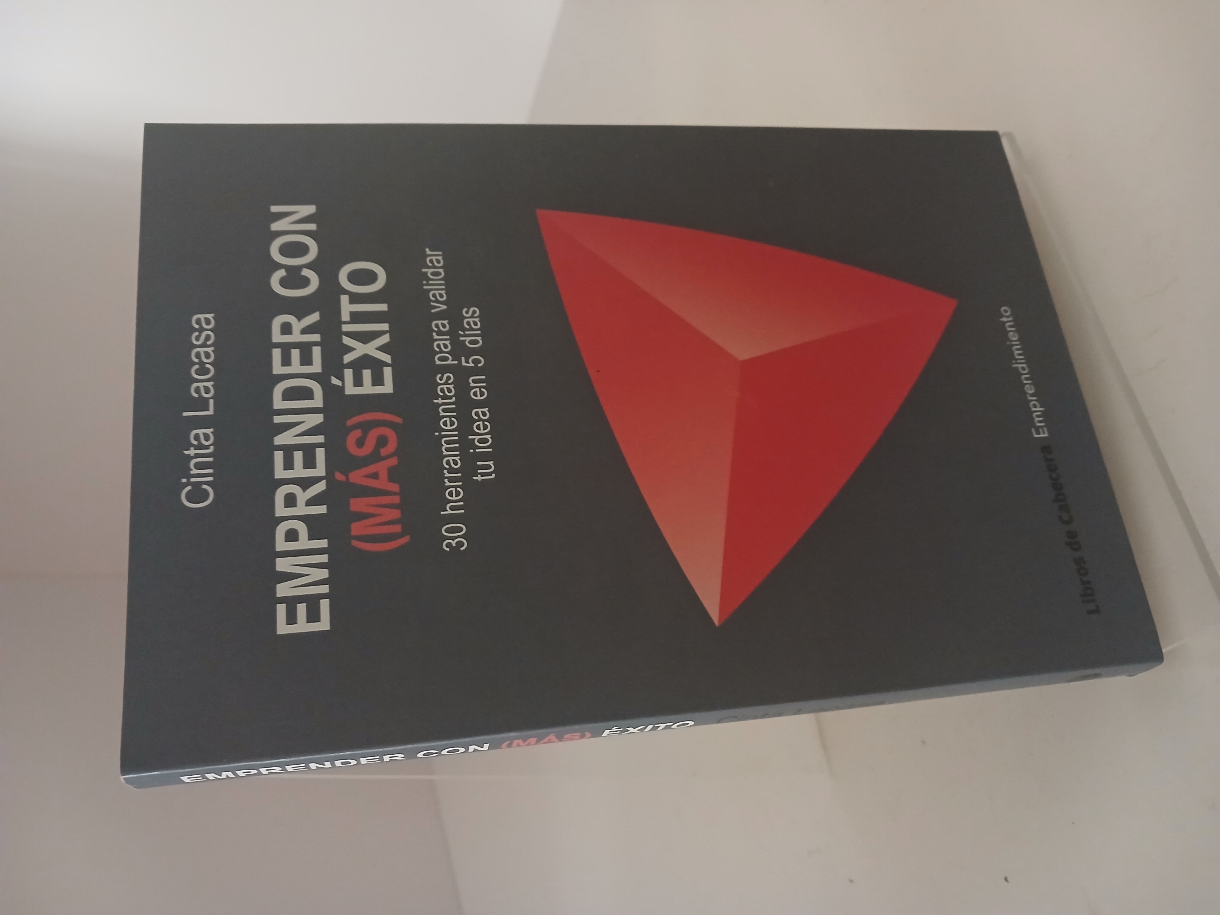 Portada de Emprender con (más) éxito
