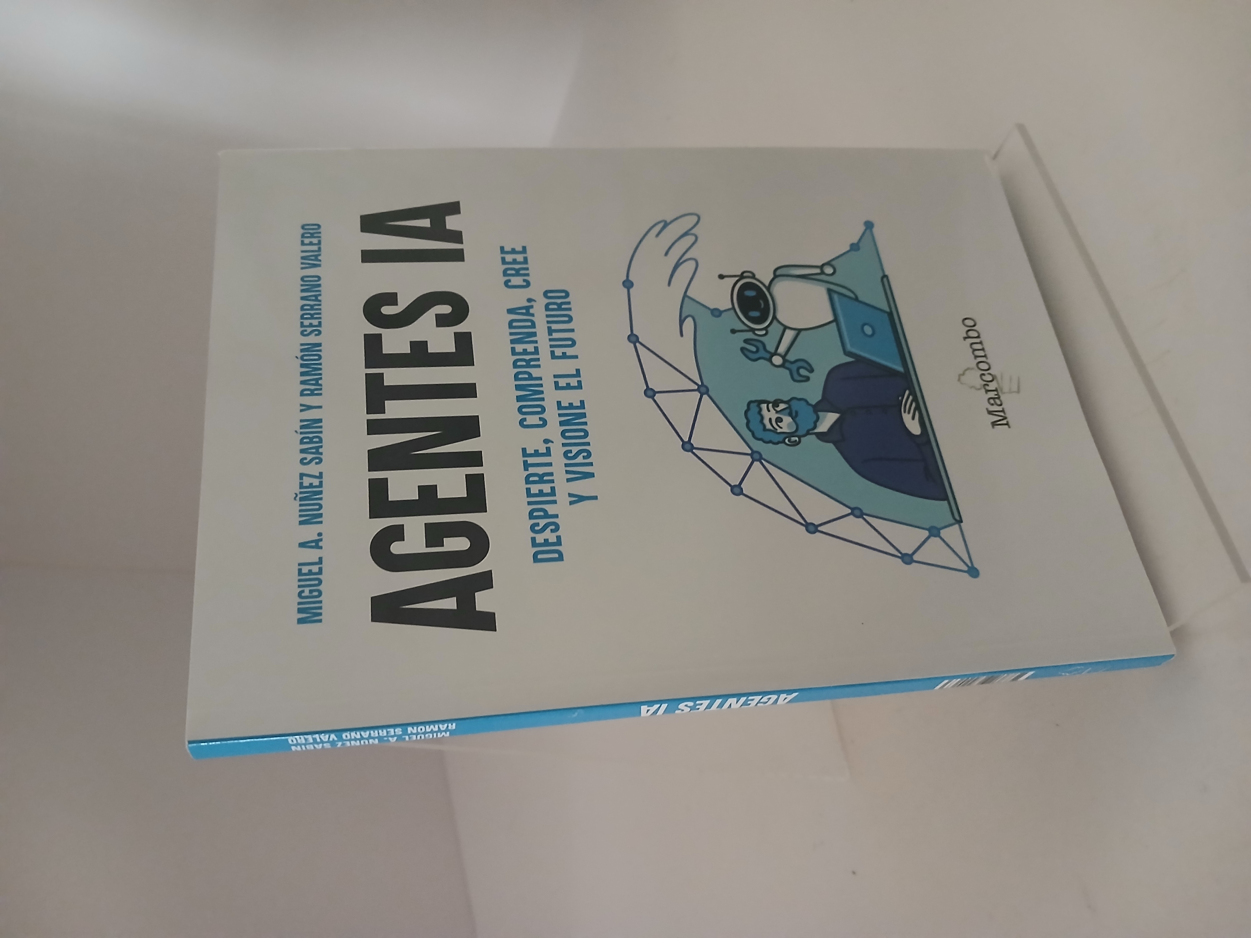 Portada de Agentes IA. Despierte, comprenda, cree y visione el futuro