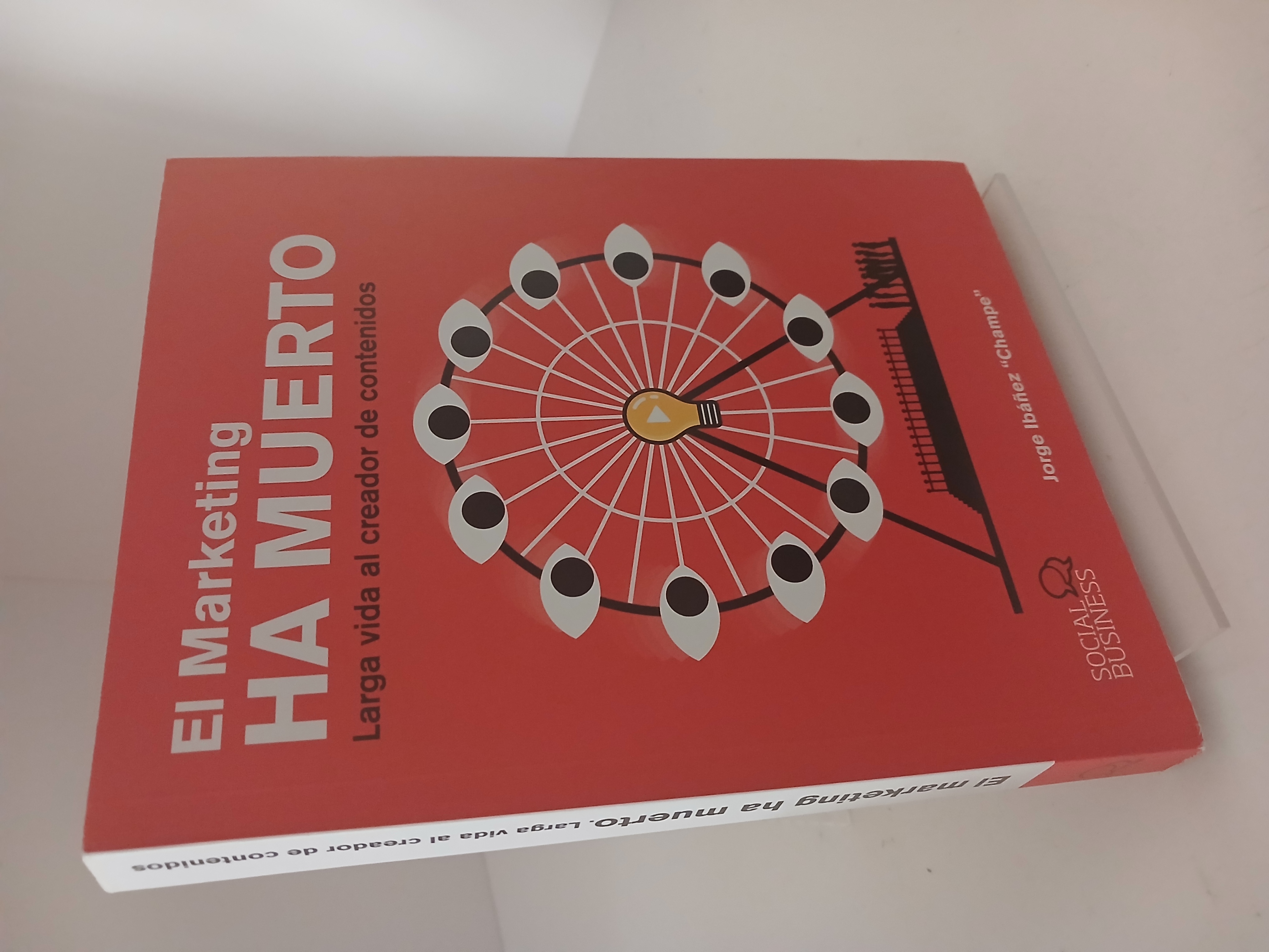 Portada de El marketing ha muerto: larga vida al creador de contenidos