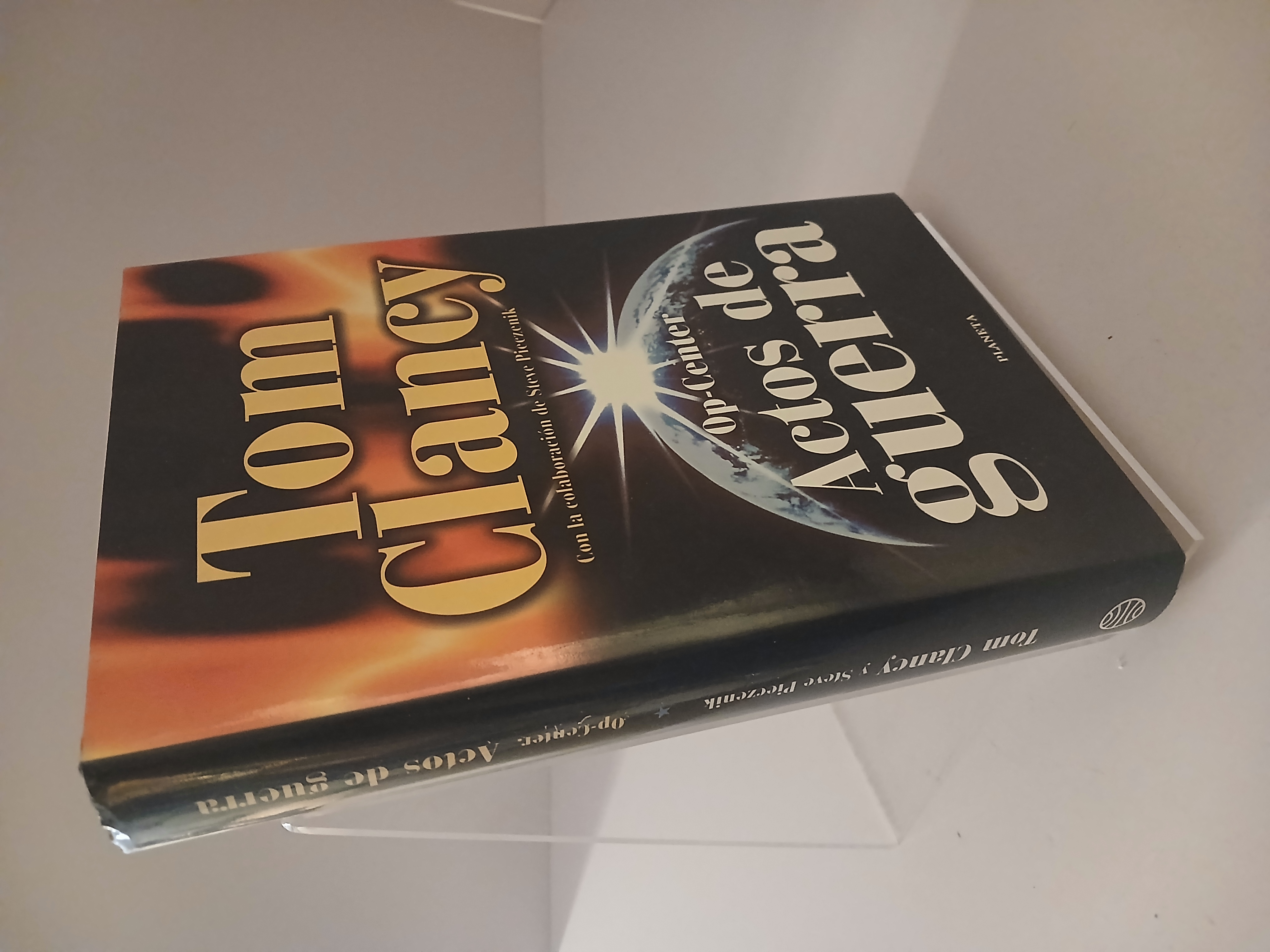 Portada de Op-center: actos de guerra