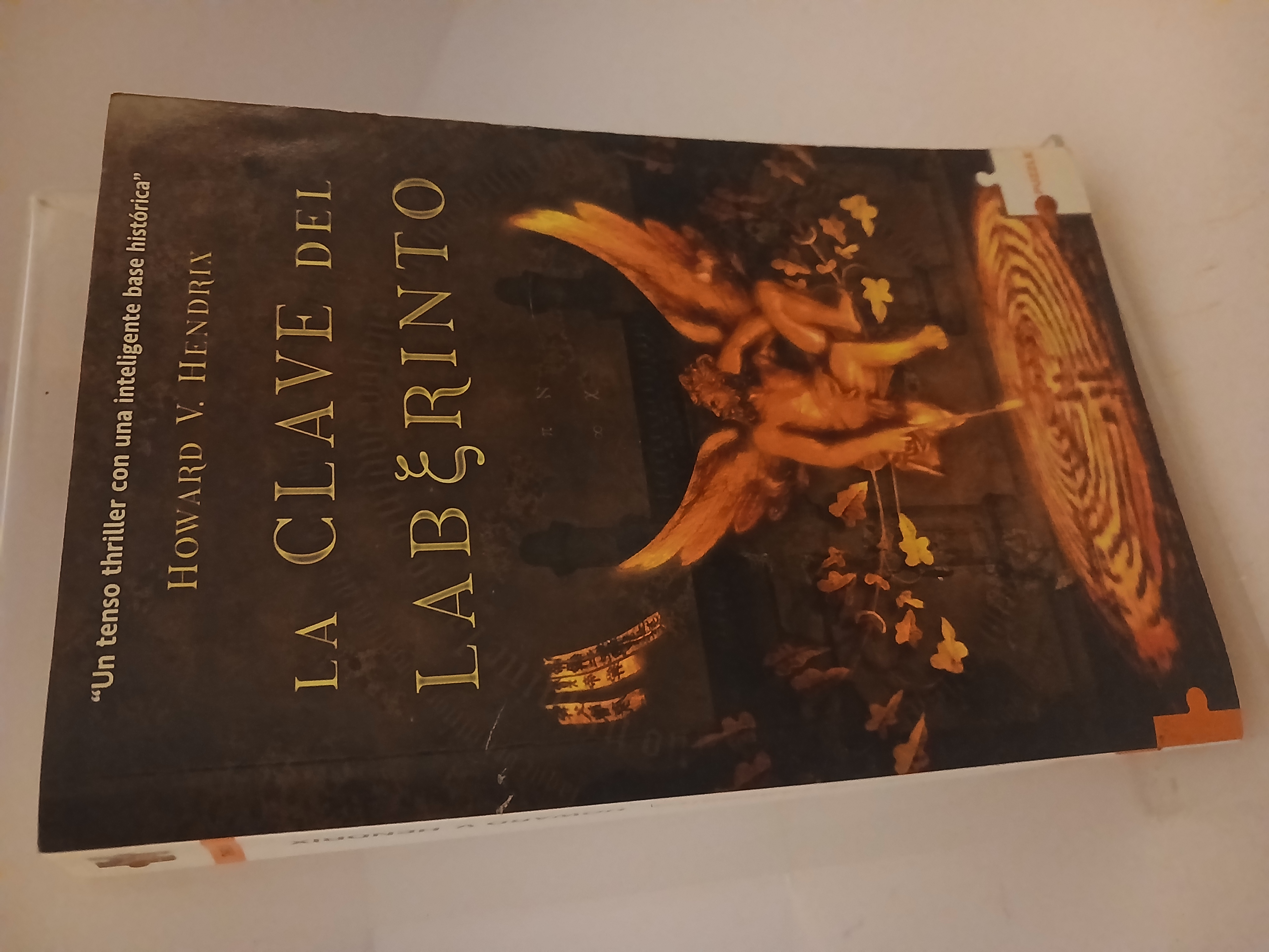 Portada de La clave del laberinto