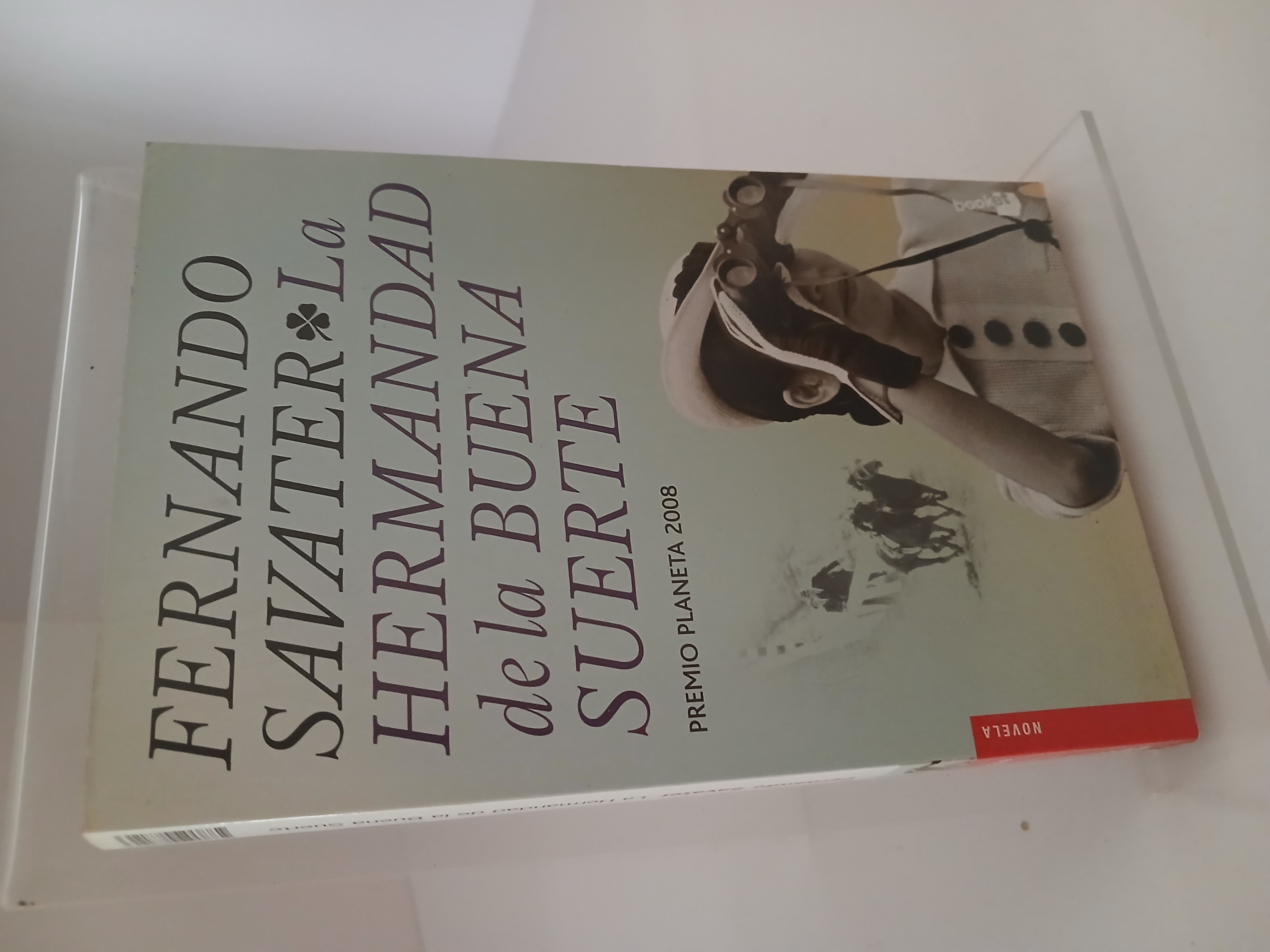 Portada de La hermandad de la buena suerte