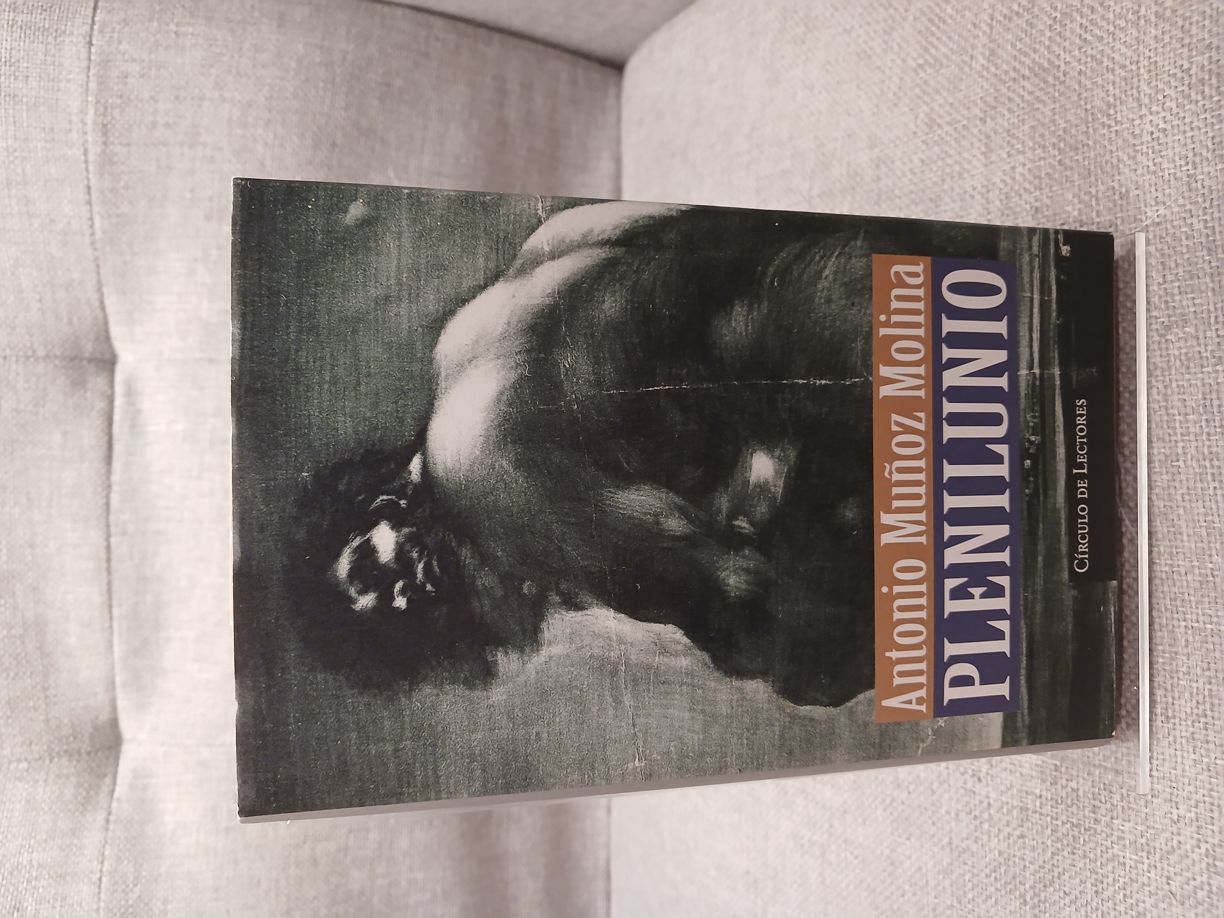 Portada de Plenilunio