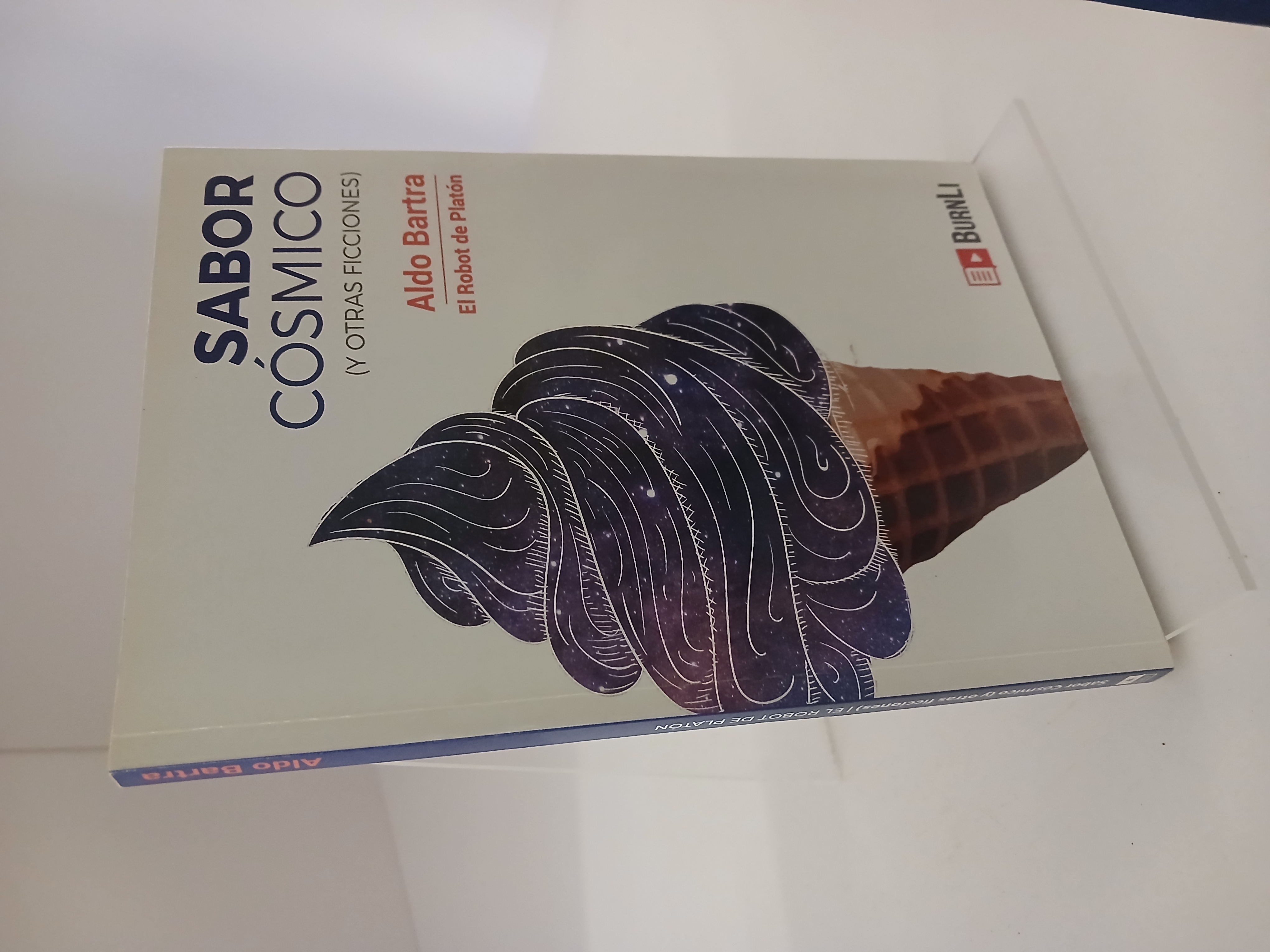 Sabor Cósmico (y Otras Ficciones)