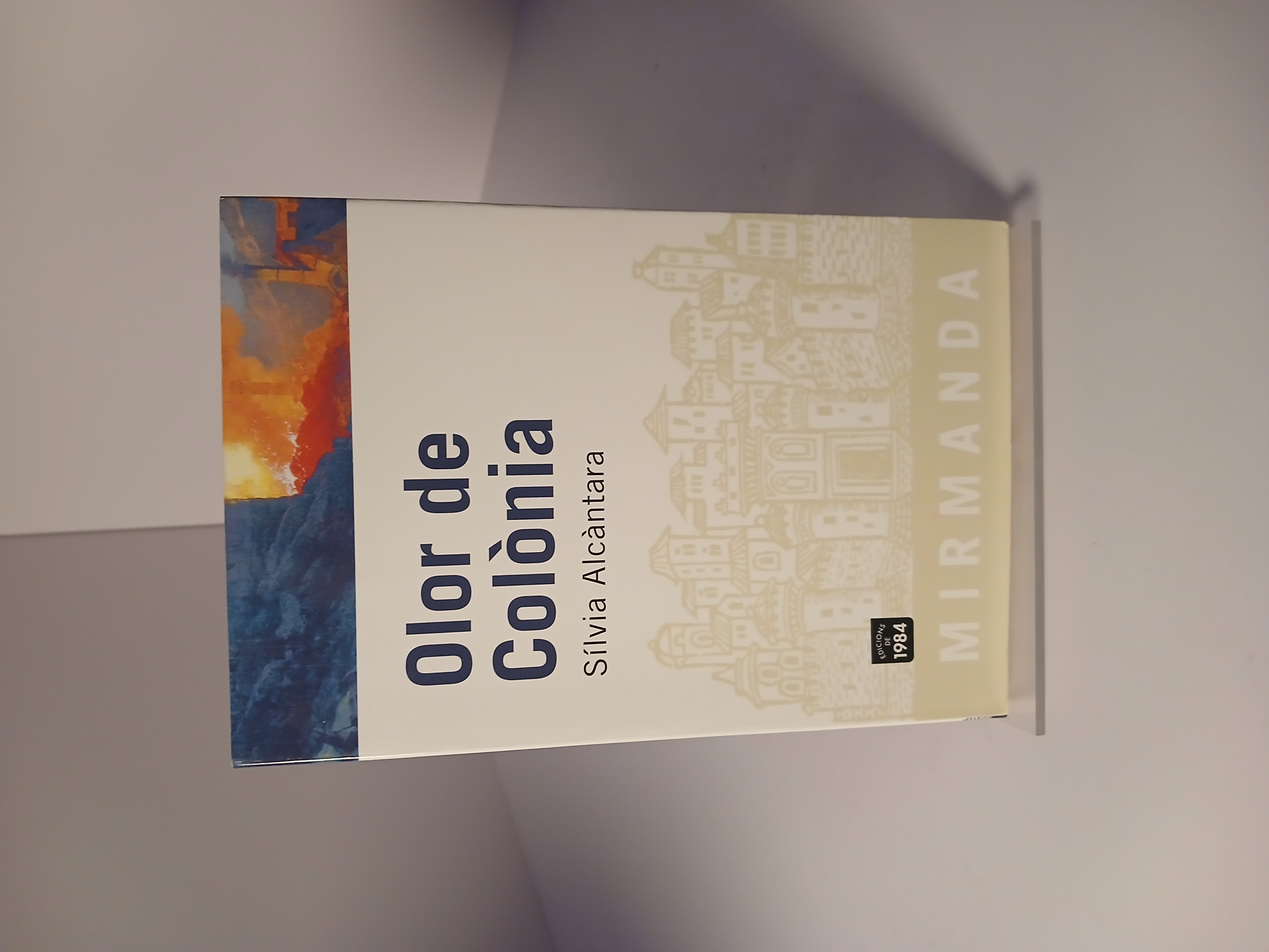 Portada de Olor de Colònia