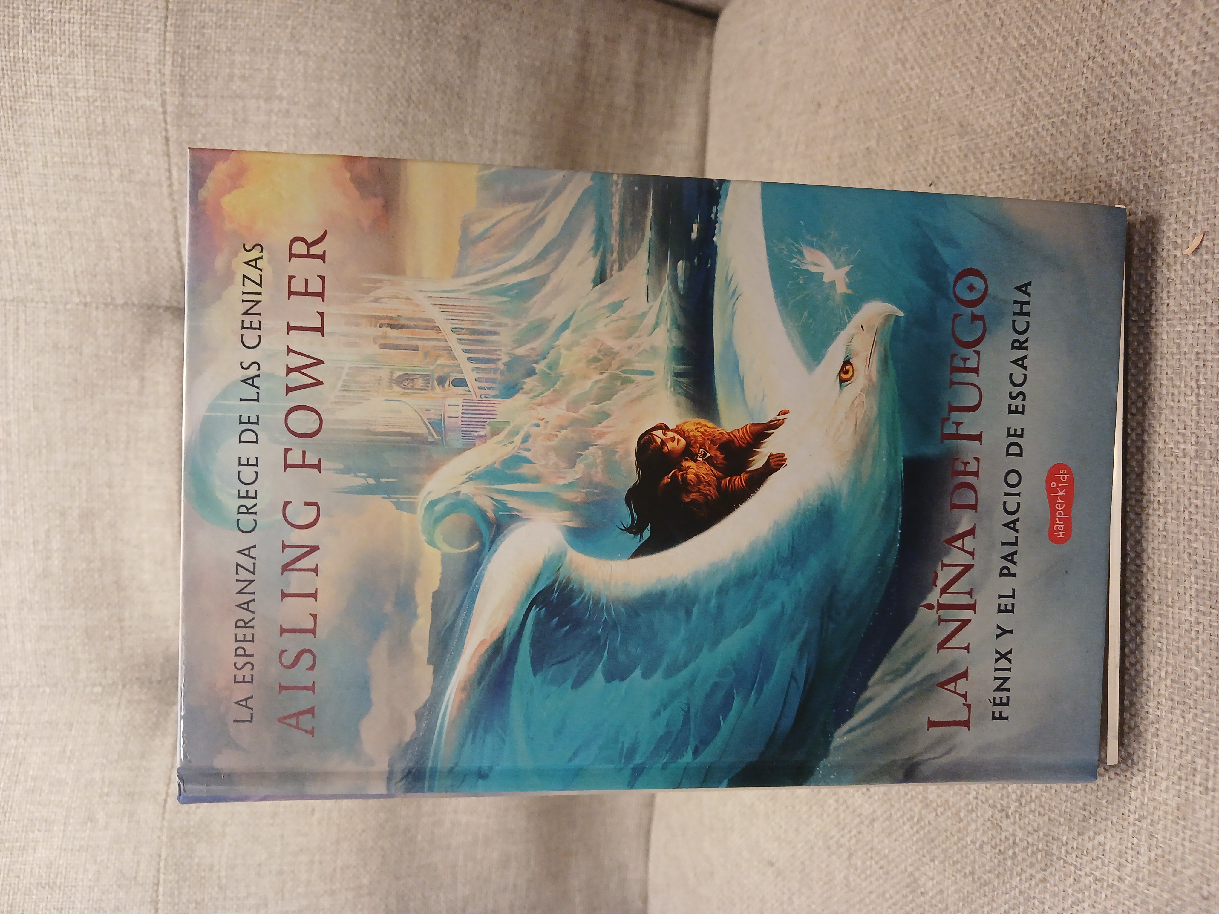Portada de La niña de fuego: Fénix y el palacio de escarcha (Libro 2)