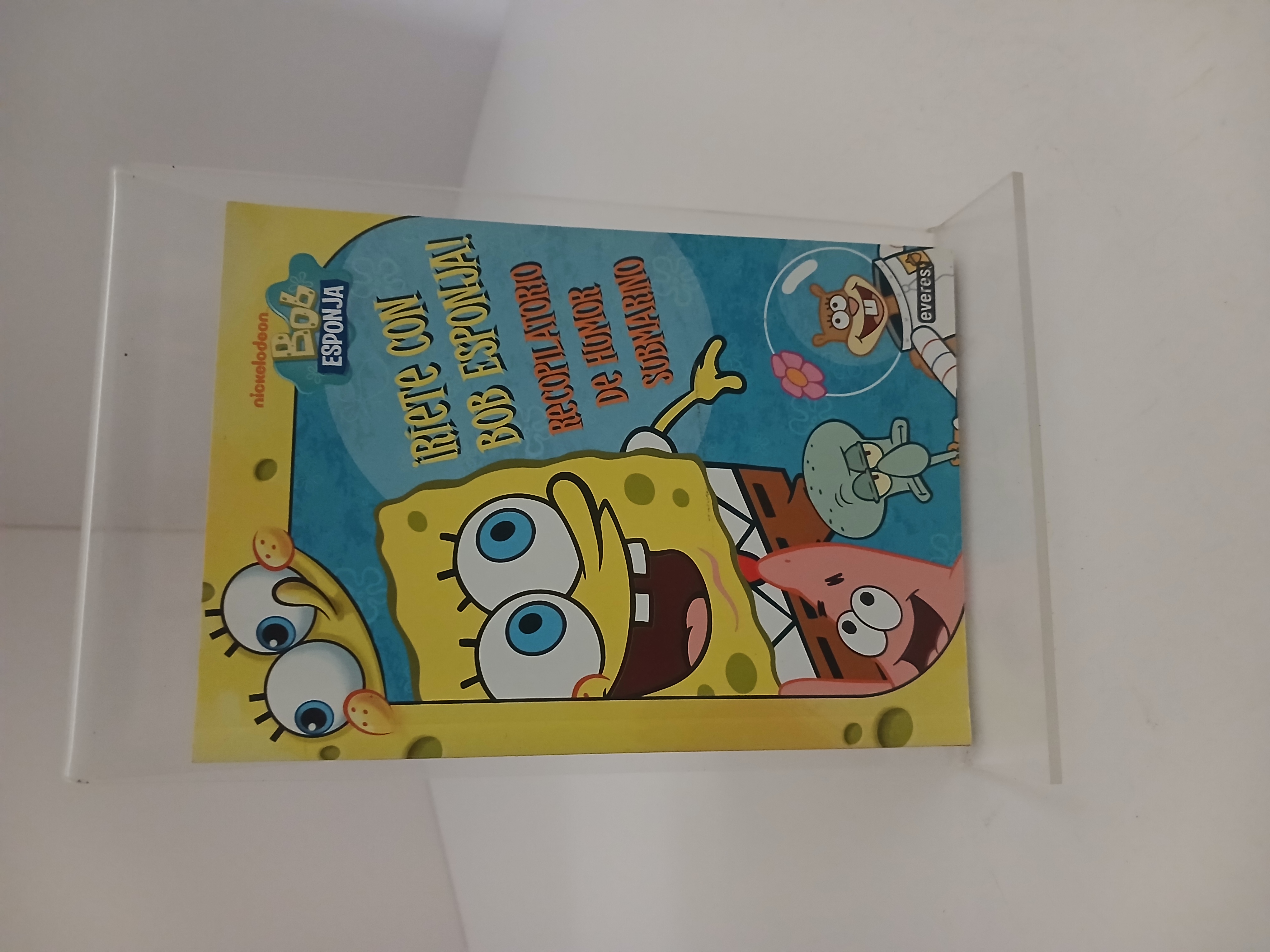 Portada de ¡Ríete con Bob Esponja! Recopilatorio de humor submarino