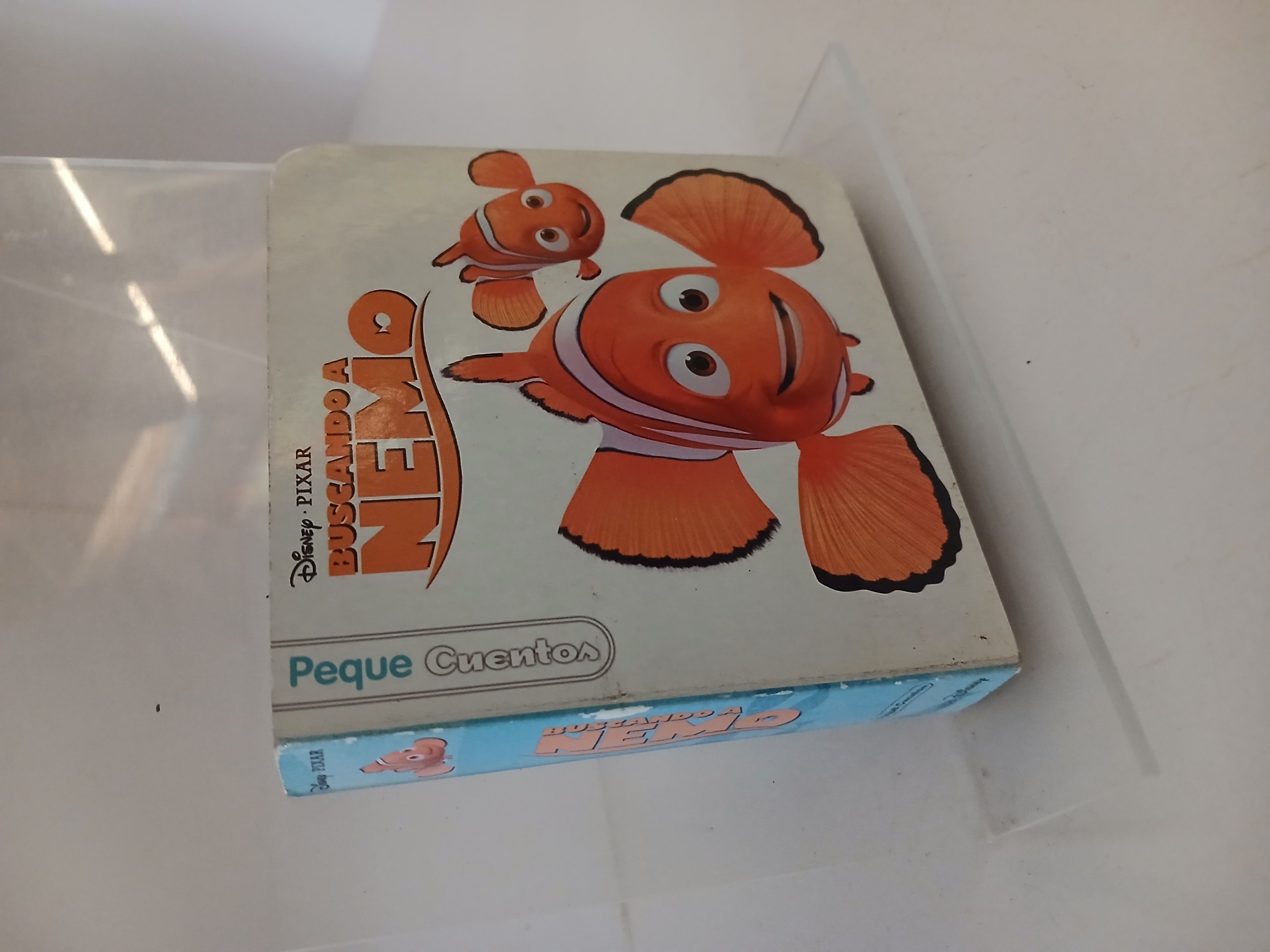 Portada de Buscando a nemo