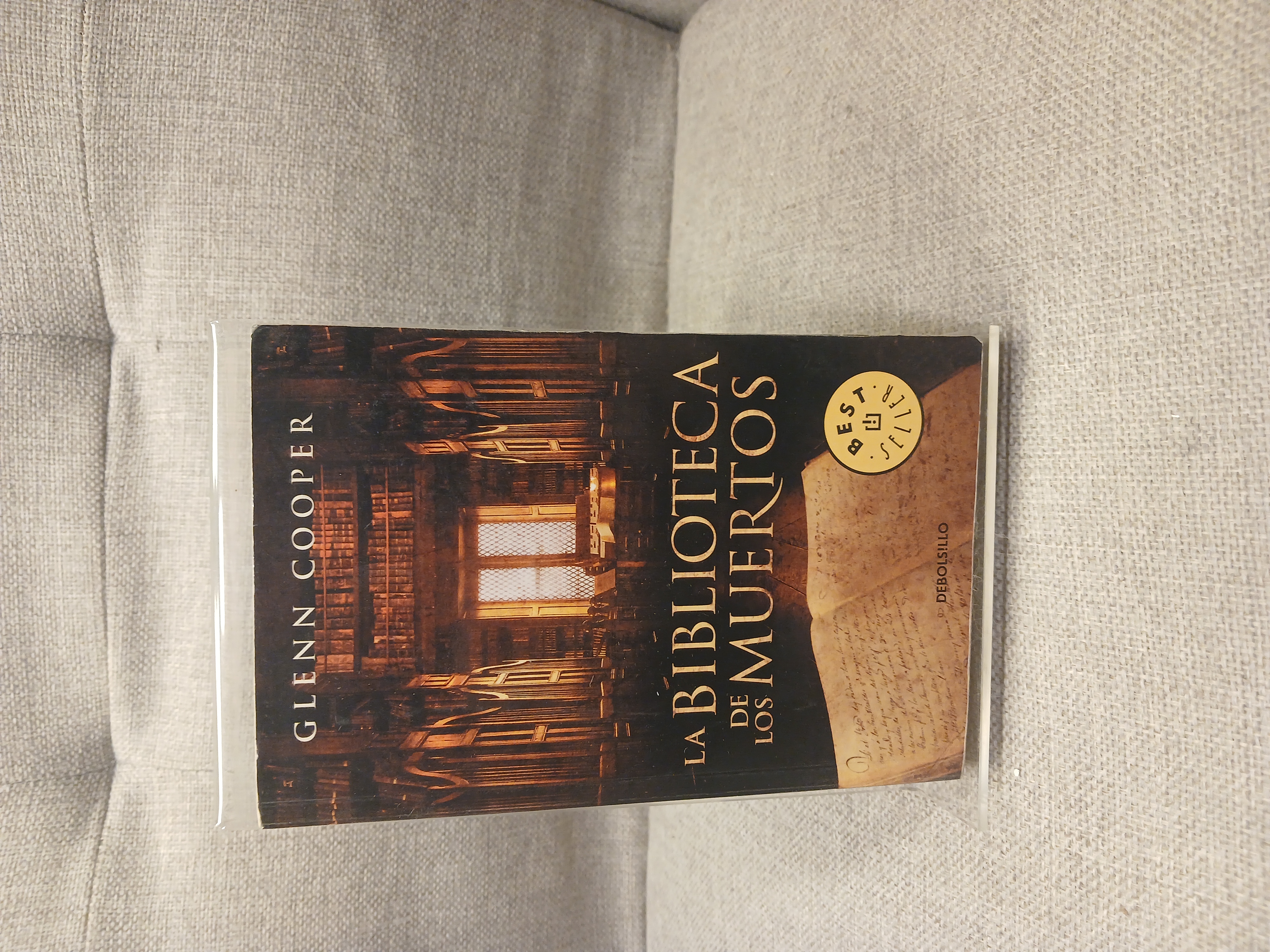 Portada de La biblioteca de los muertos