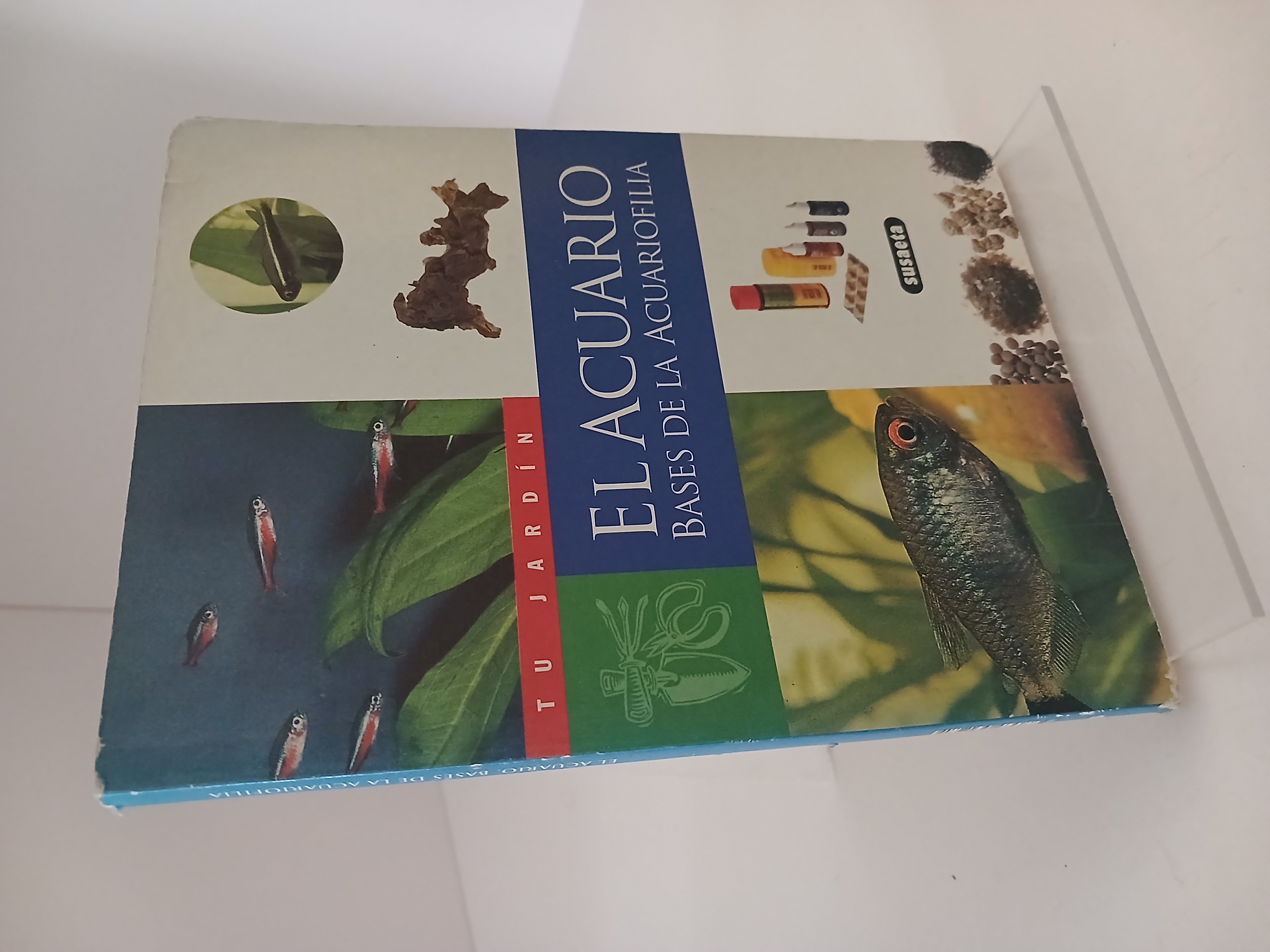 Portada de El acuario: Bases de la acuariofilia