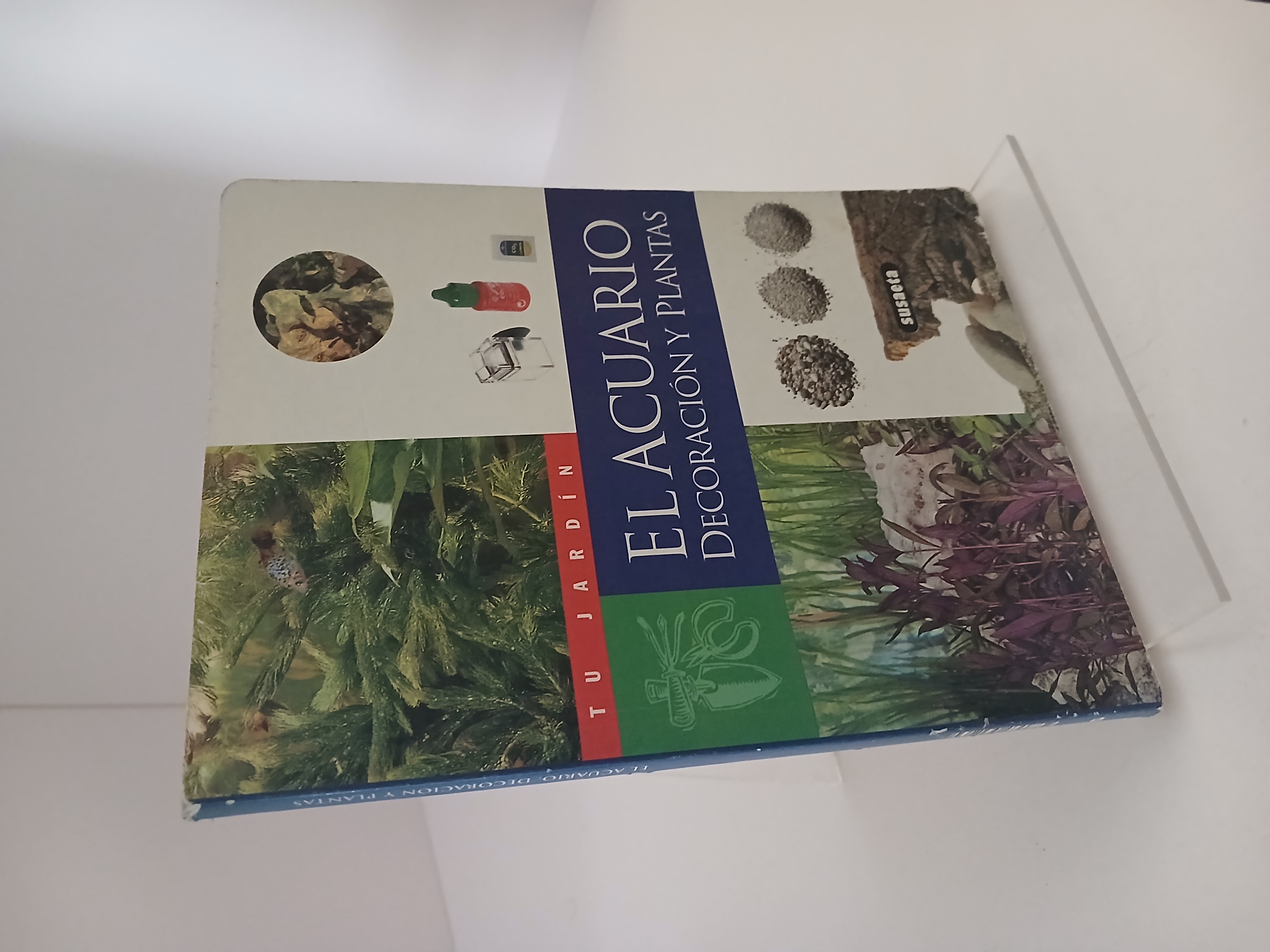 Portada de El acuario, decoración y plantas