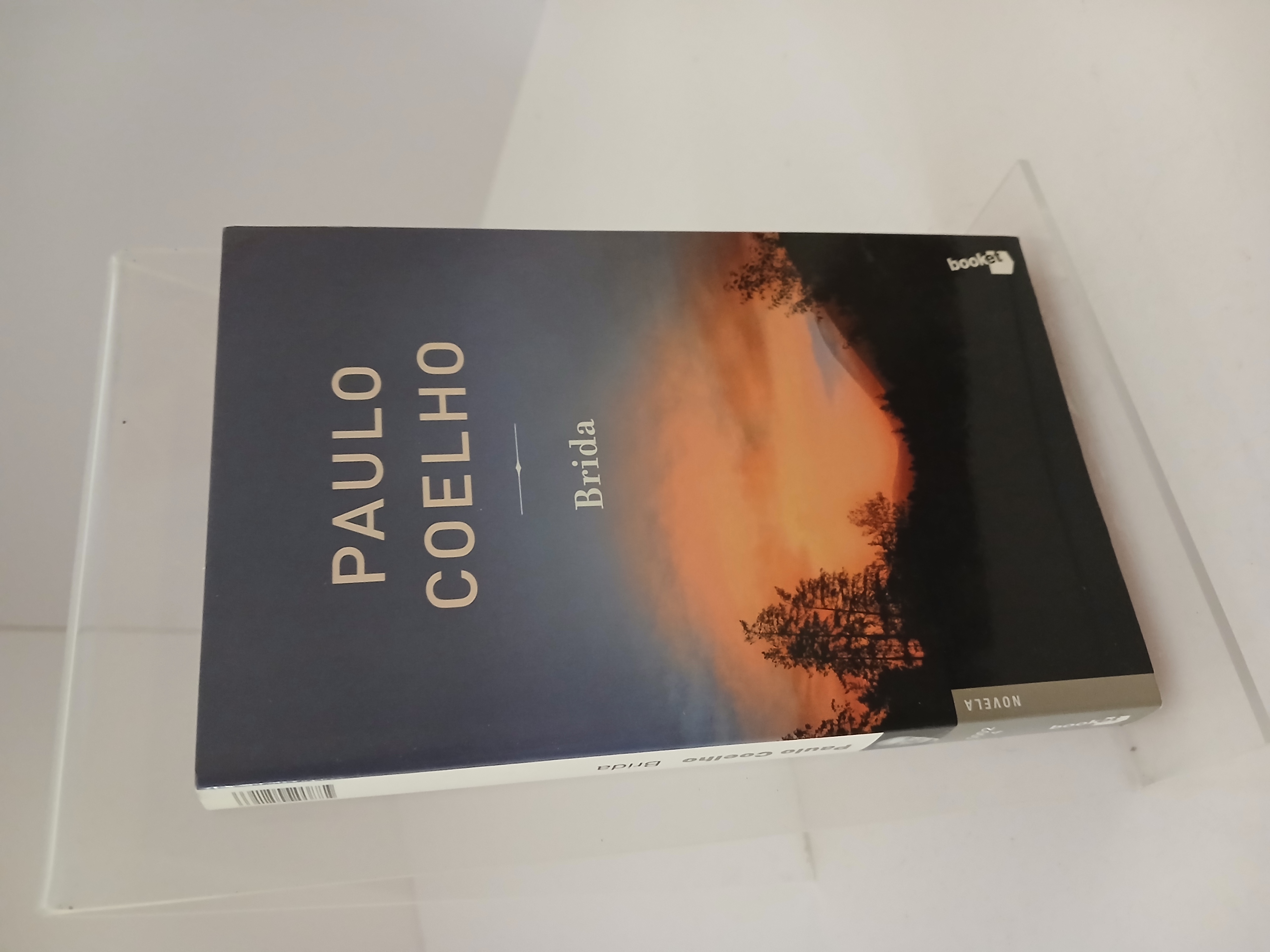 Portada de Brida