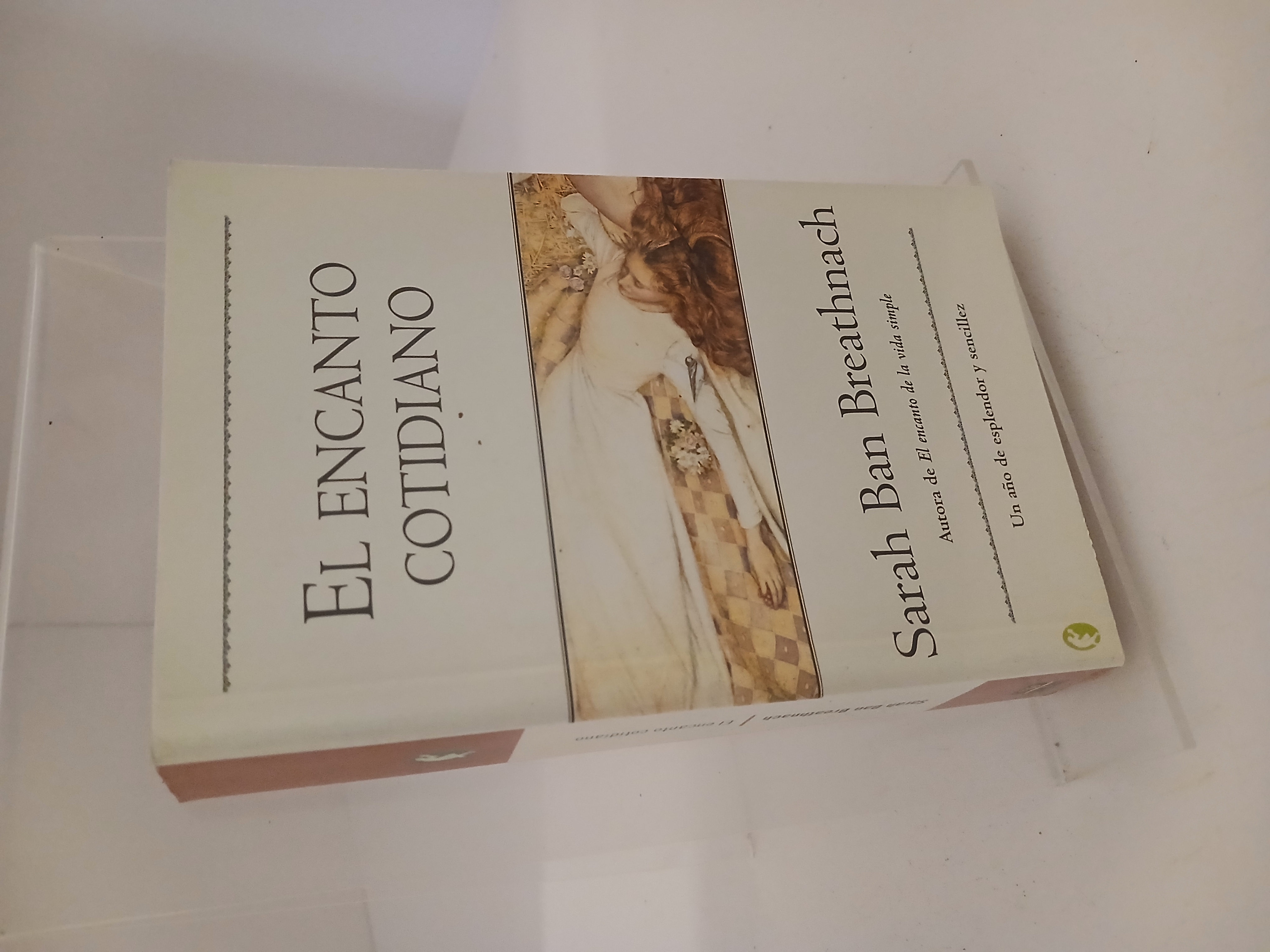 Portada de El Encanto cotidiano