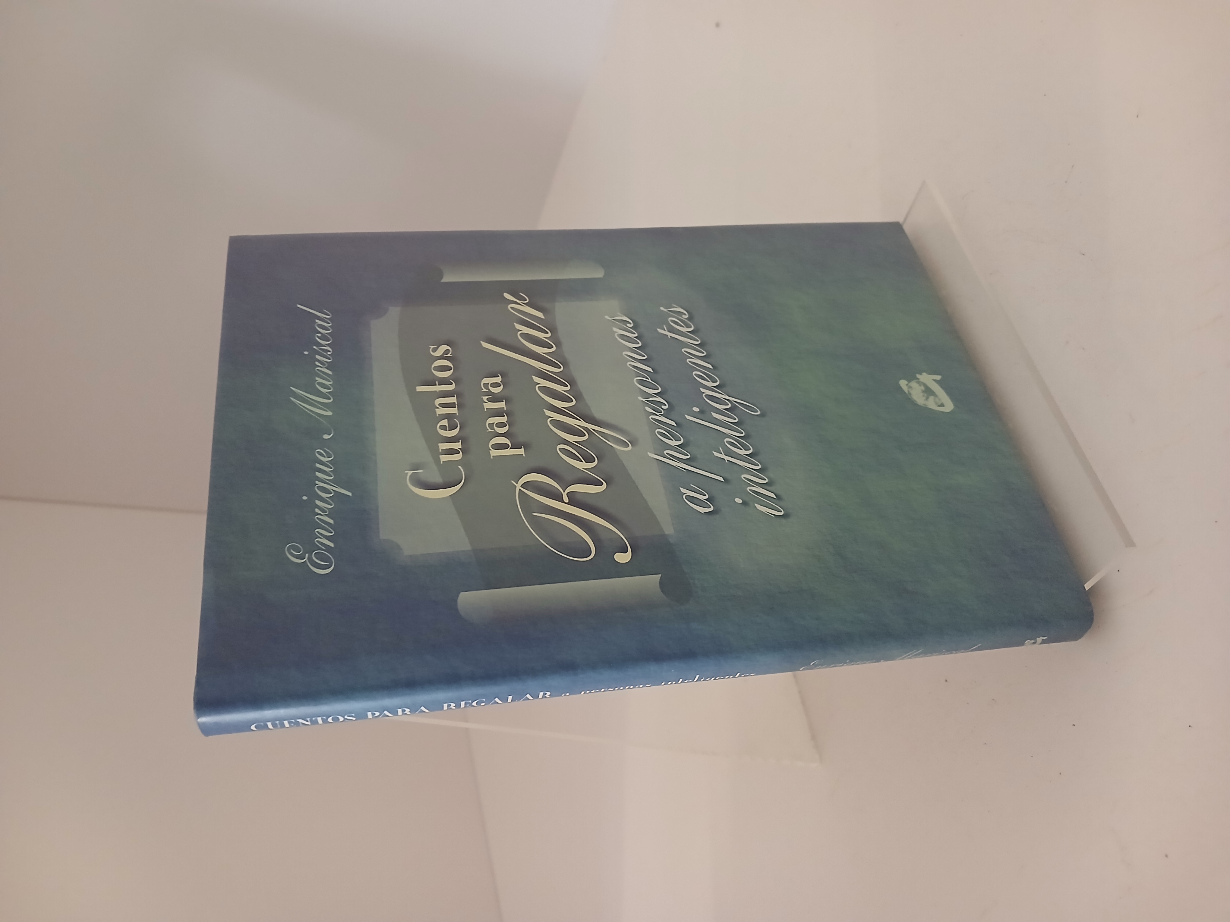 Portada de Cuentos para regalar a personas inteligentes