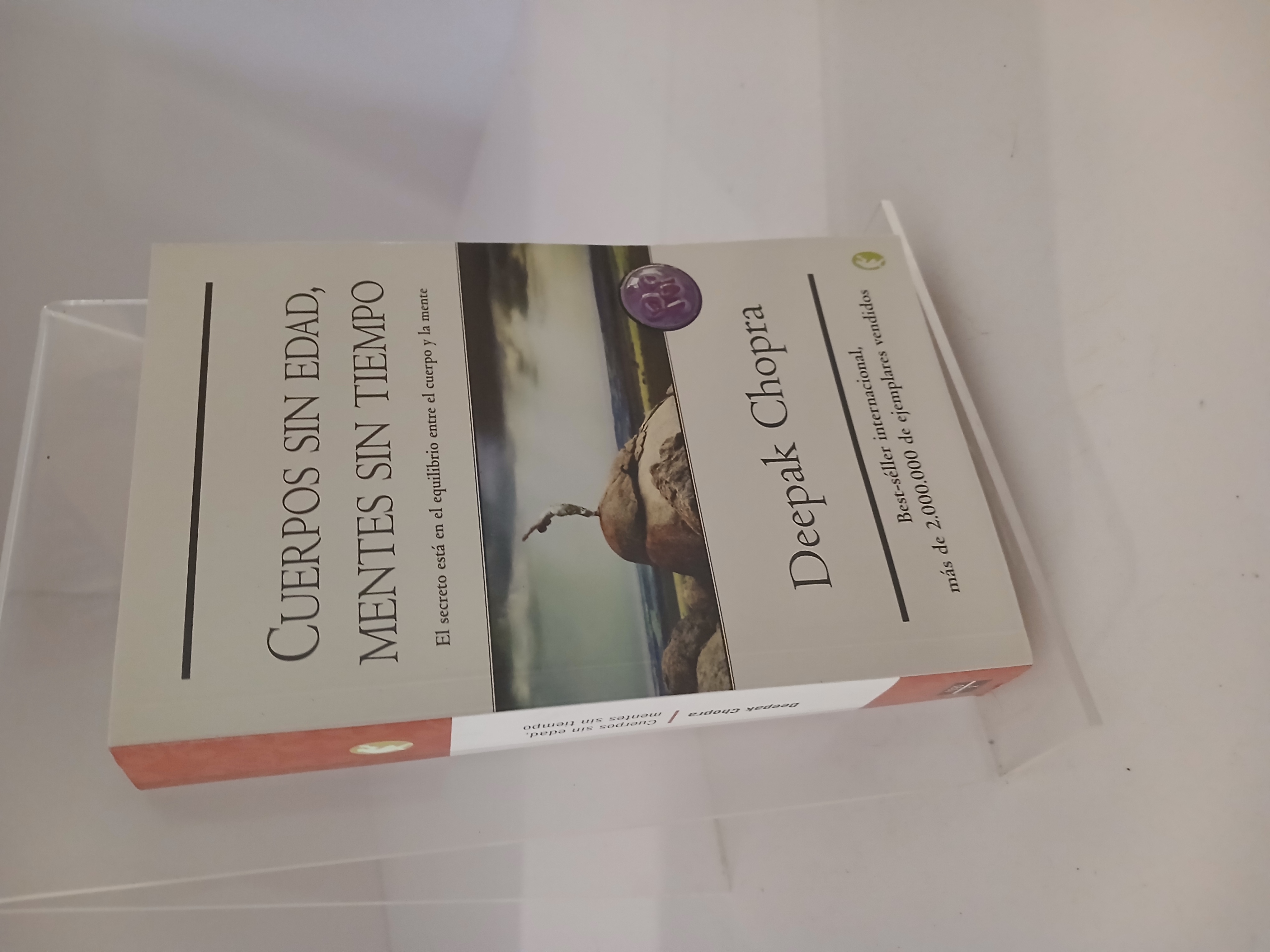 Portada de Cuerpos sin edad, mentes sin tiempo