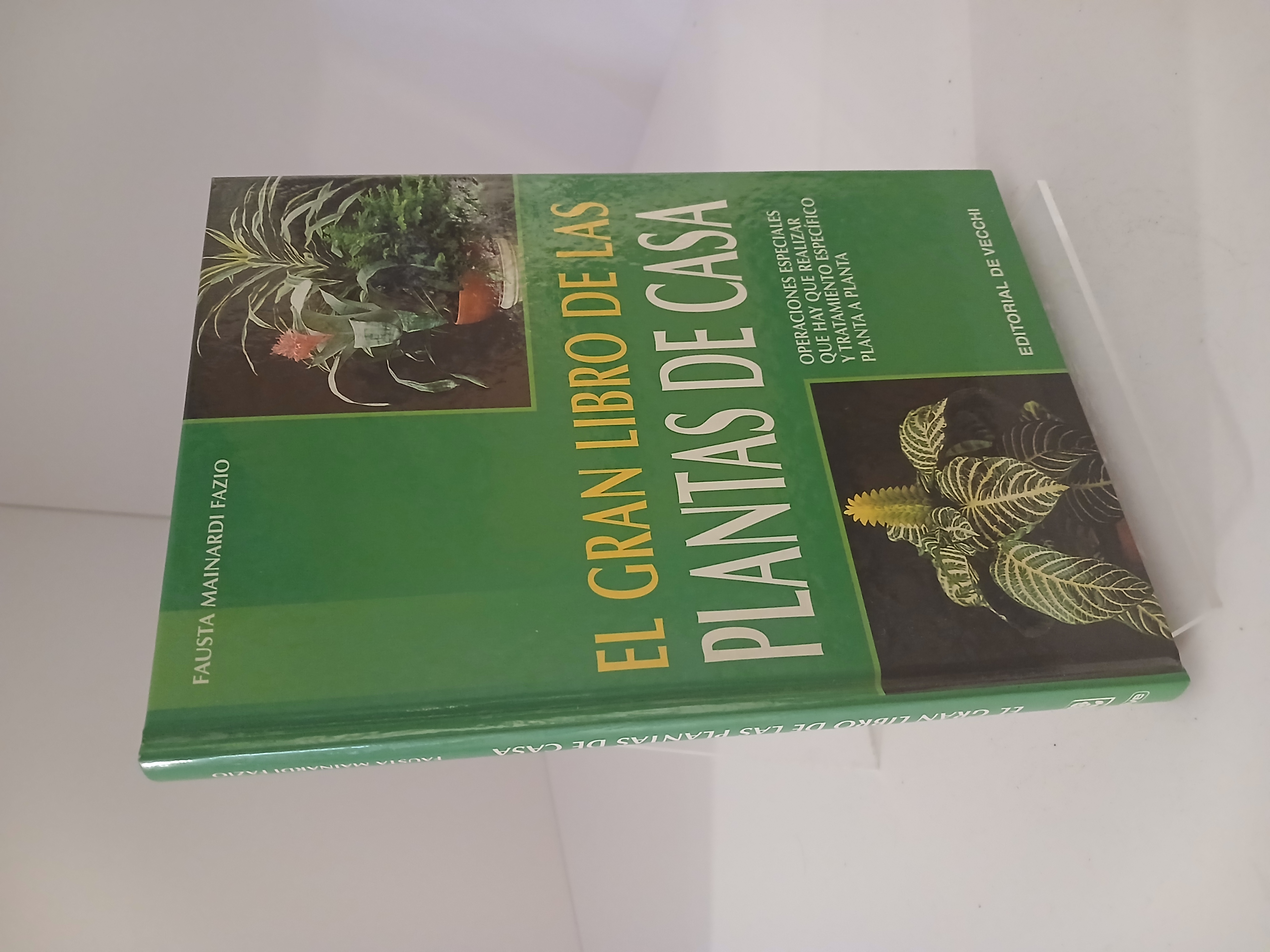 El gran libro de las plantas de casa