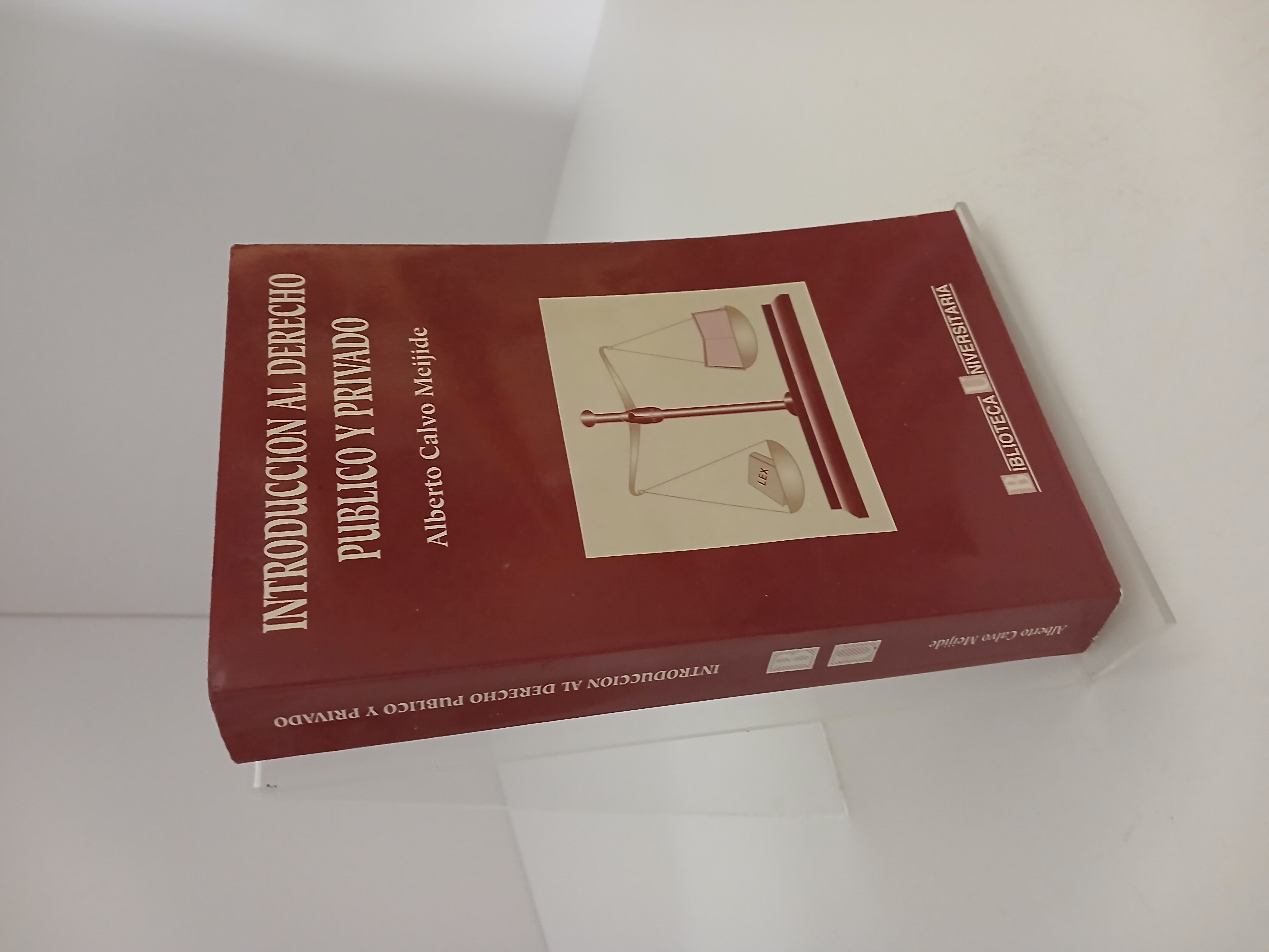 Portada de Introducción al derecho público y privado