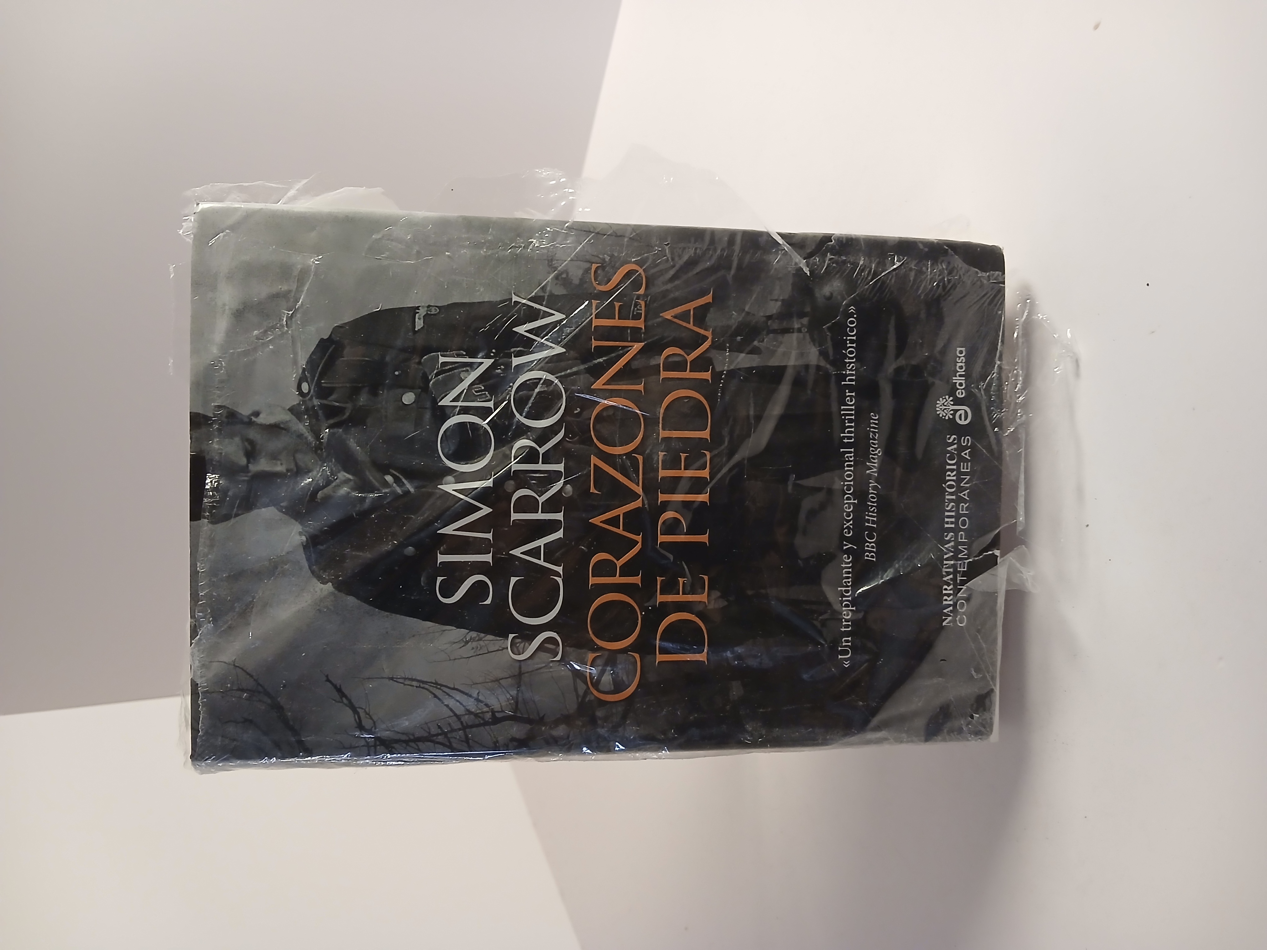 Portada de Corazones de piedra