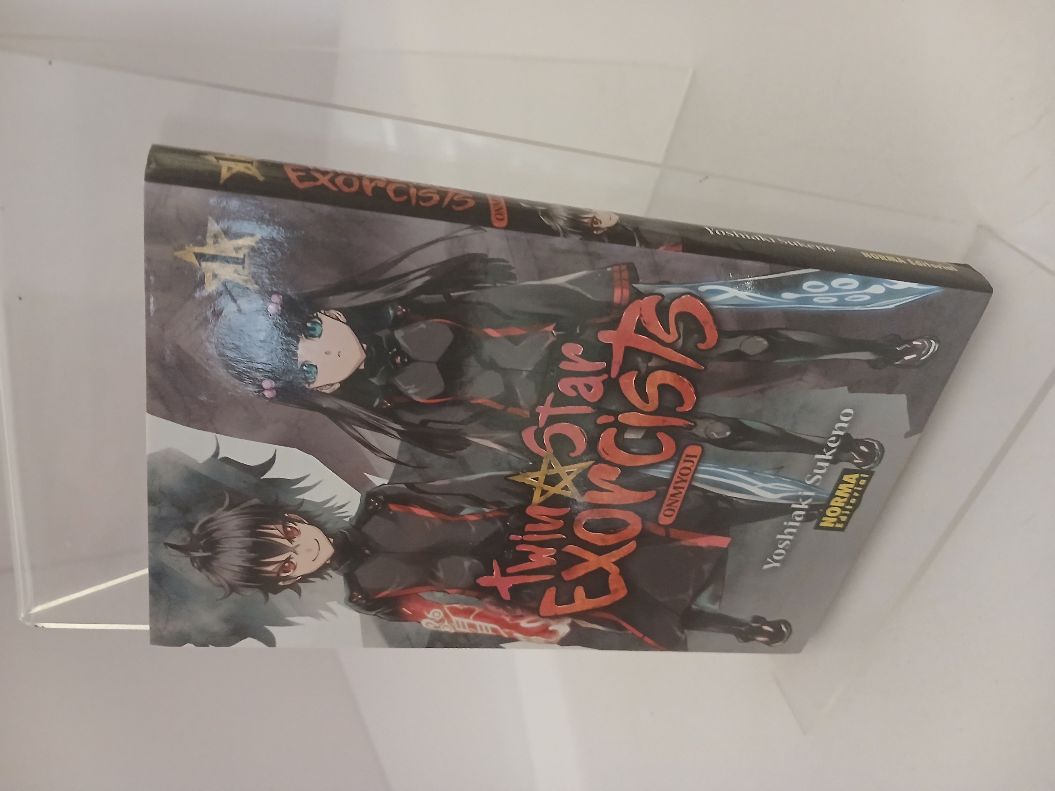 Twin Star exorcist