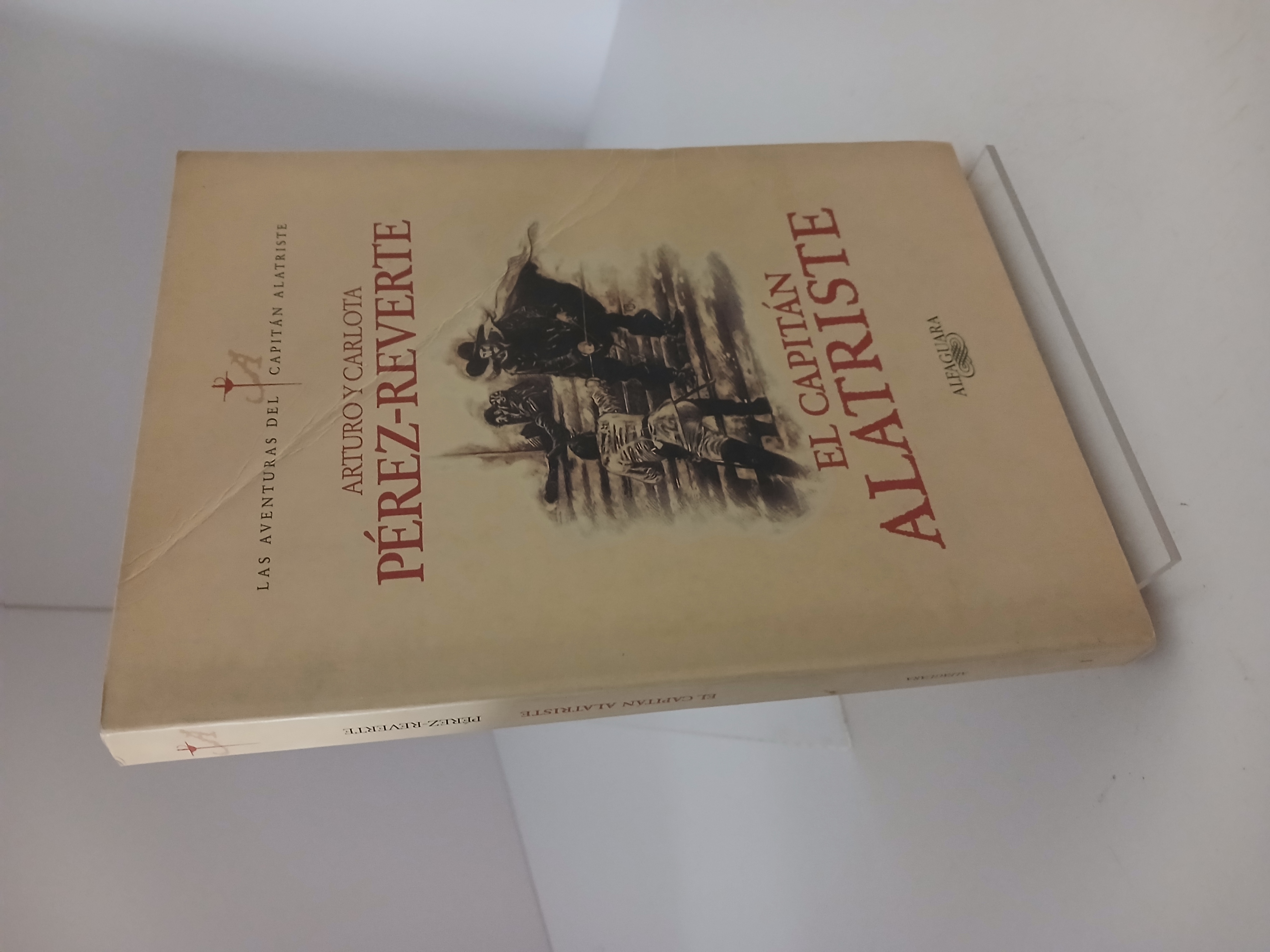 Portada de El capitán Alatriste