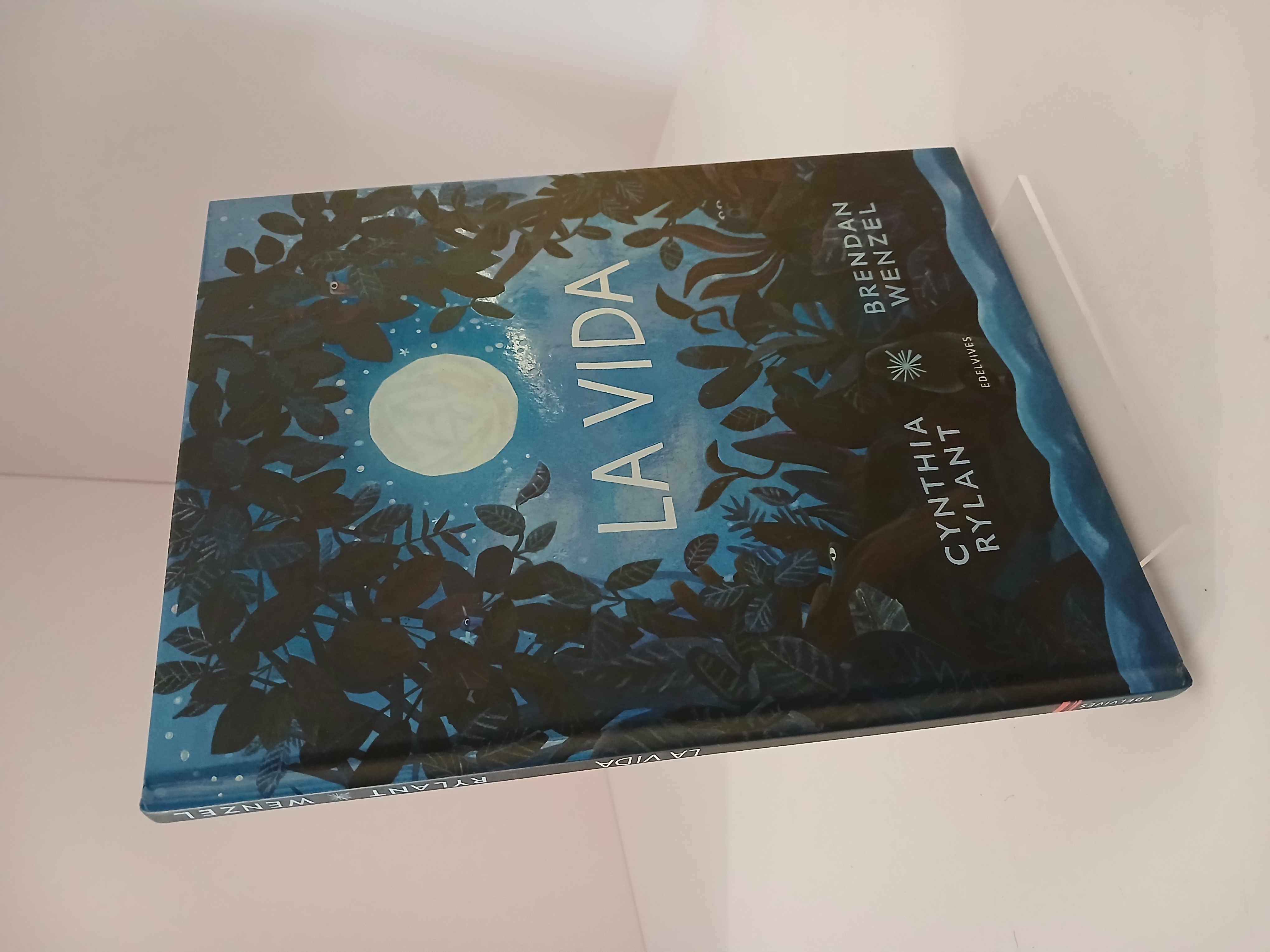 Portada de La vida