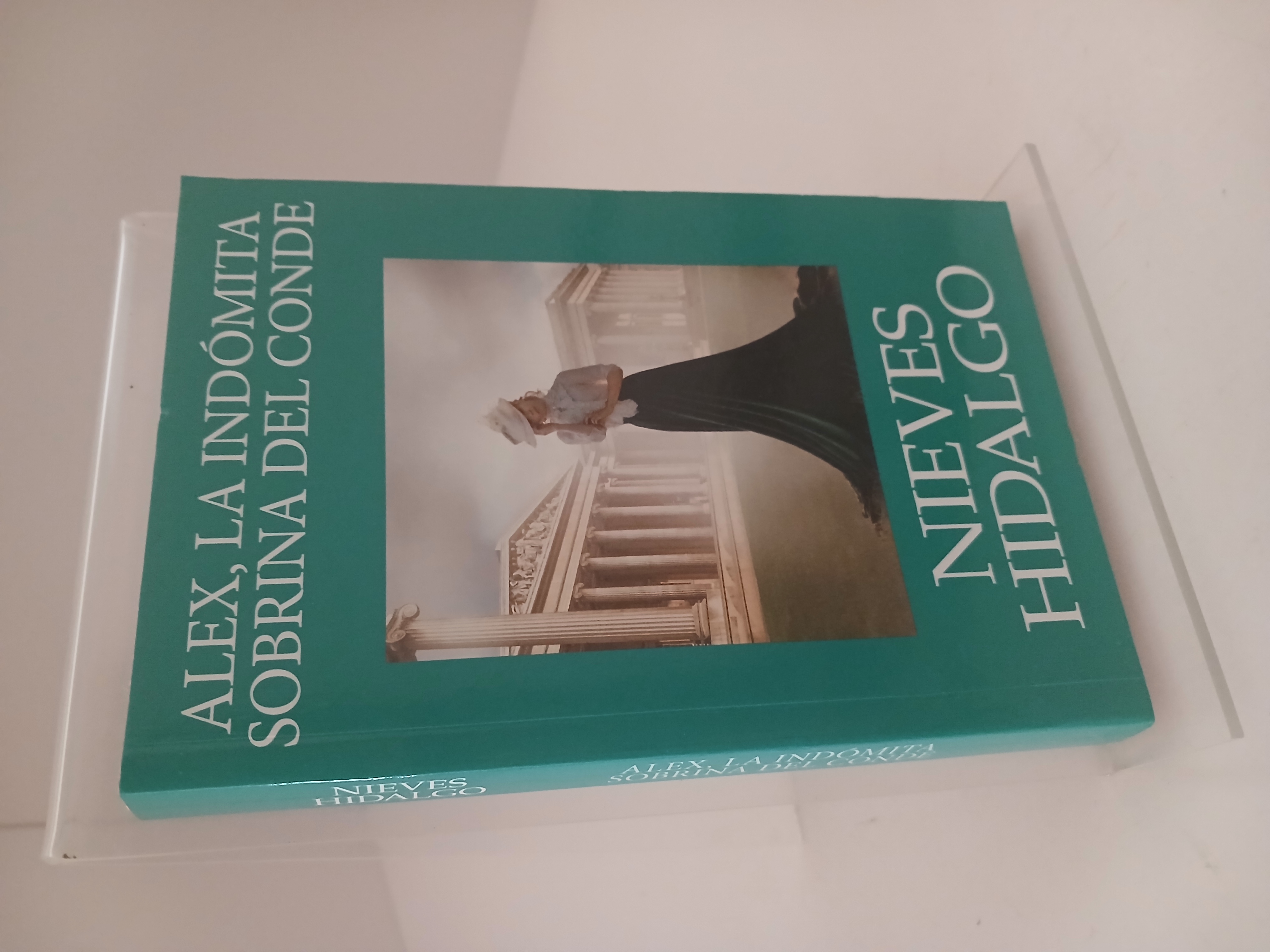Portada de Alex, la indómita sobrina del conde