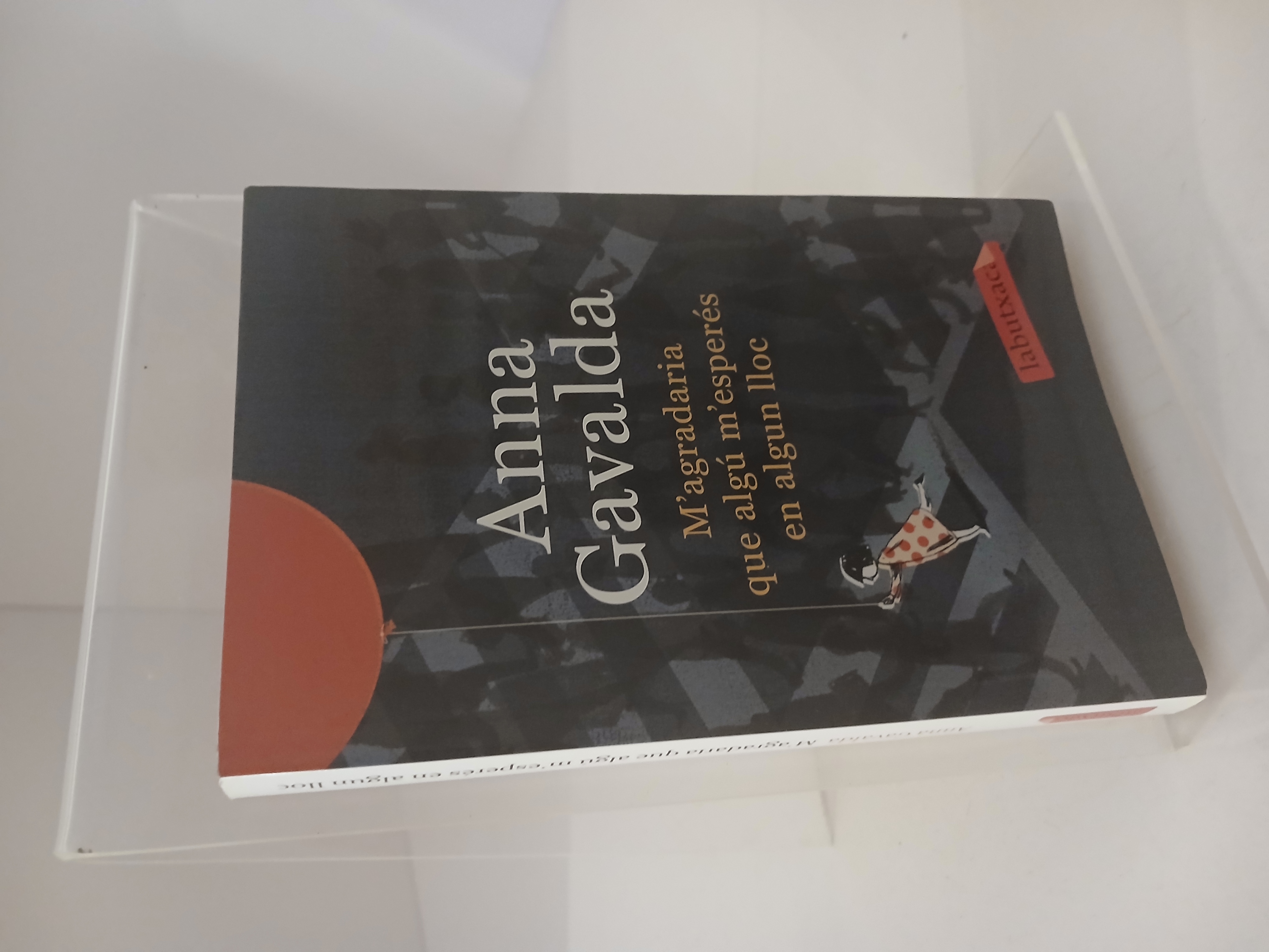 Portada de M'agradaria que algú m'esperés en algun lloc