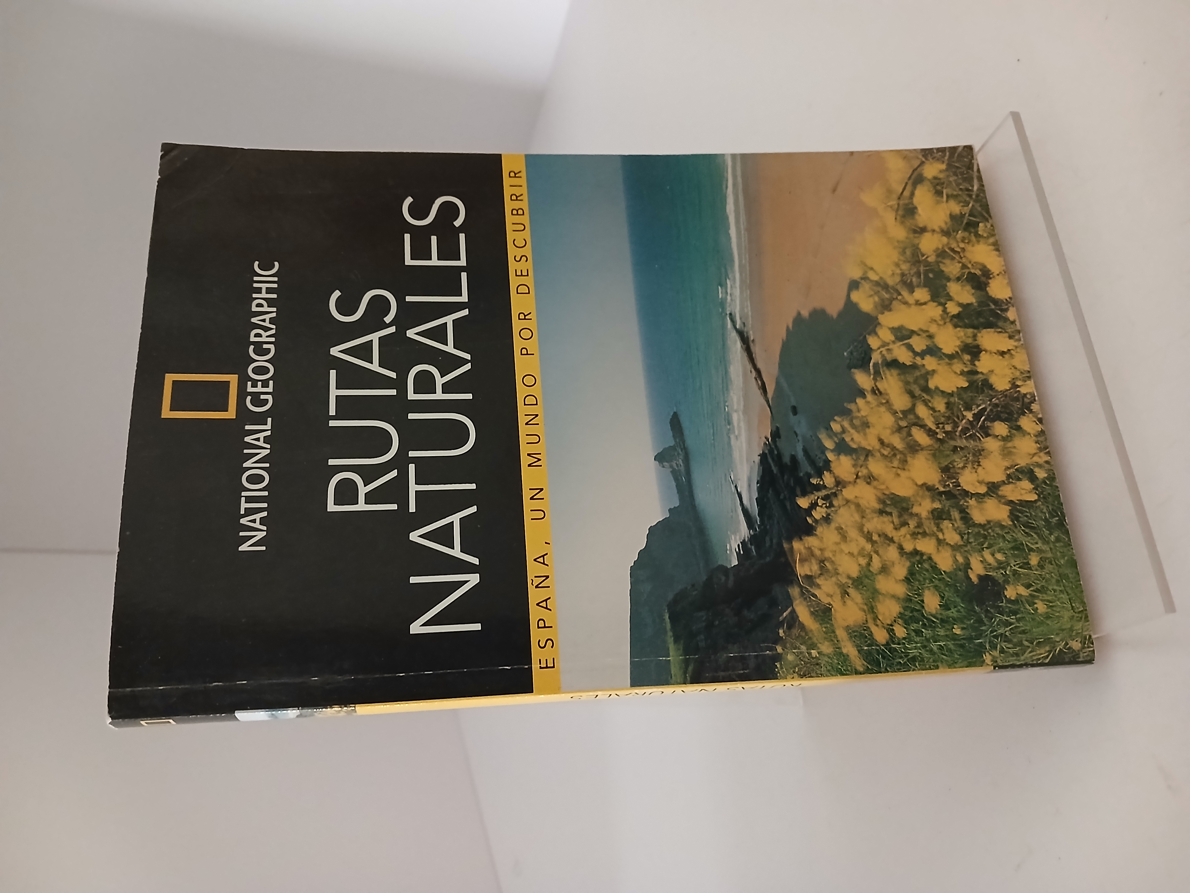 Portada de Rutas naturales España, un mundo por descubrir