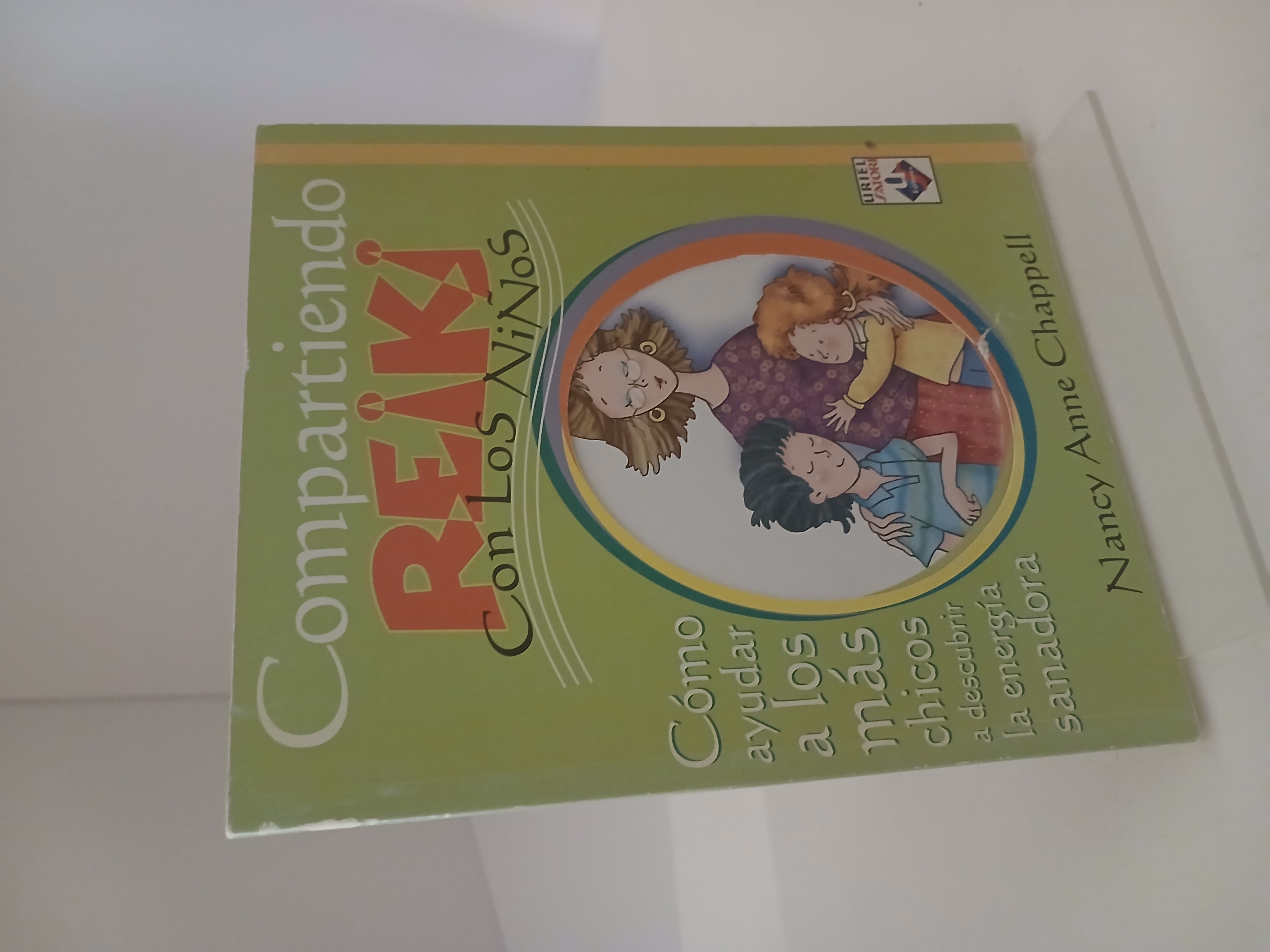 Portada de Compartiendo Reiki Con Los Ninos (Spanish Edition)